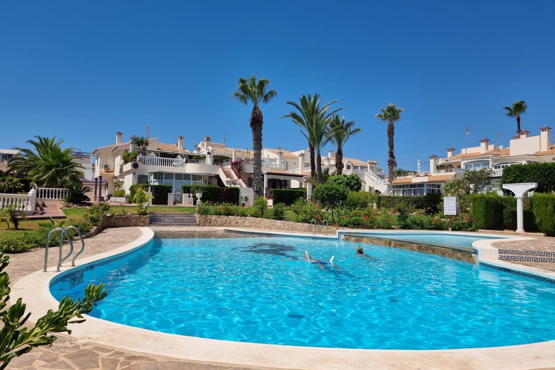 Resale - Apartment -
Torrevieja - Los Balcones - Los Altos del Edén