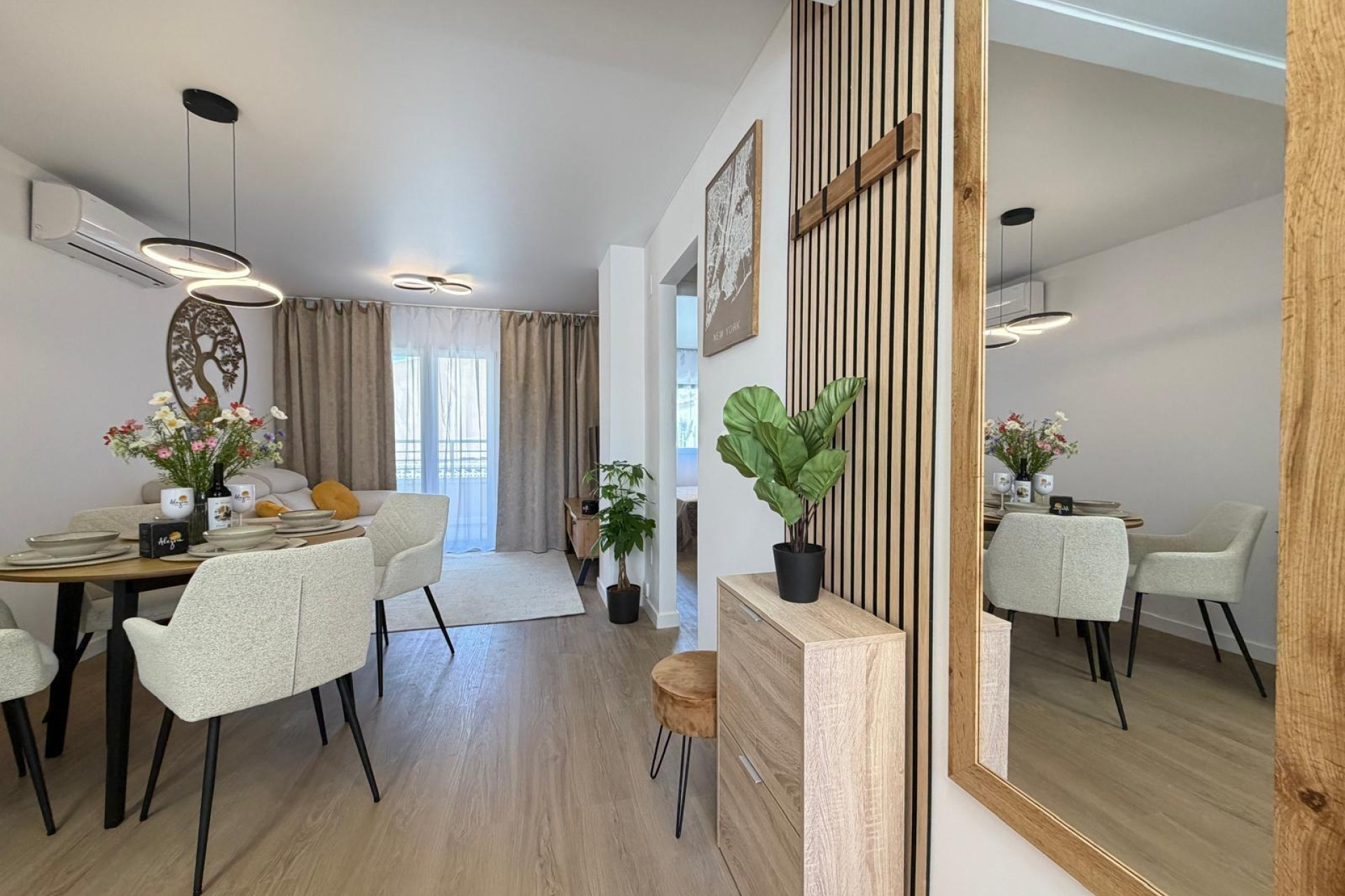 Resale - Apartment -
Torrevieja - Nueva Torrevieja