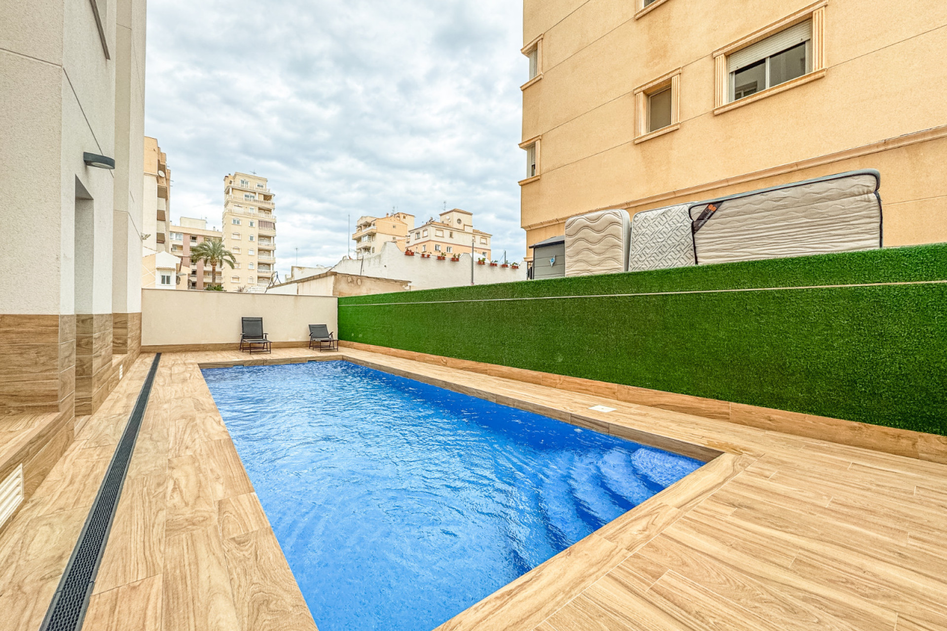 Resale - Apartment -
Torrevieja - Nueva Torrevieja