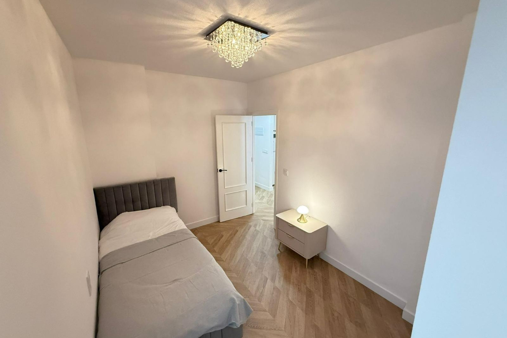 Resale - Apartment -
Torrevieja - Parque de las Naciones