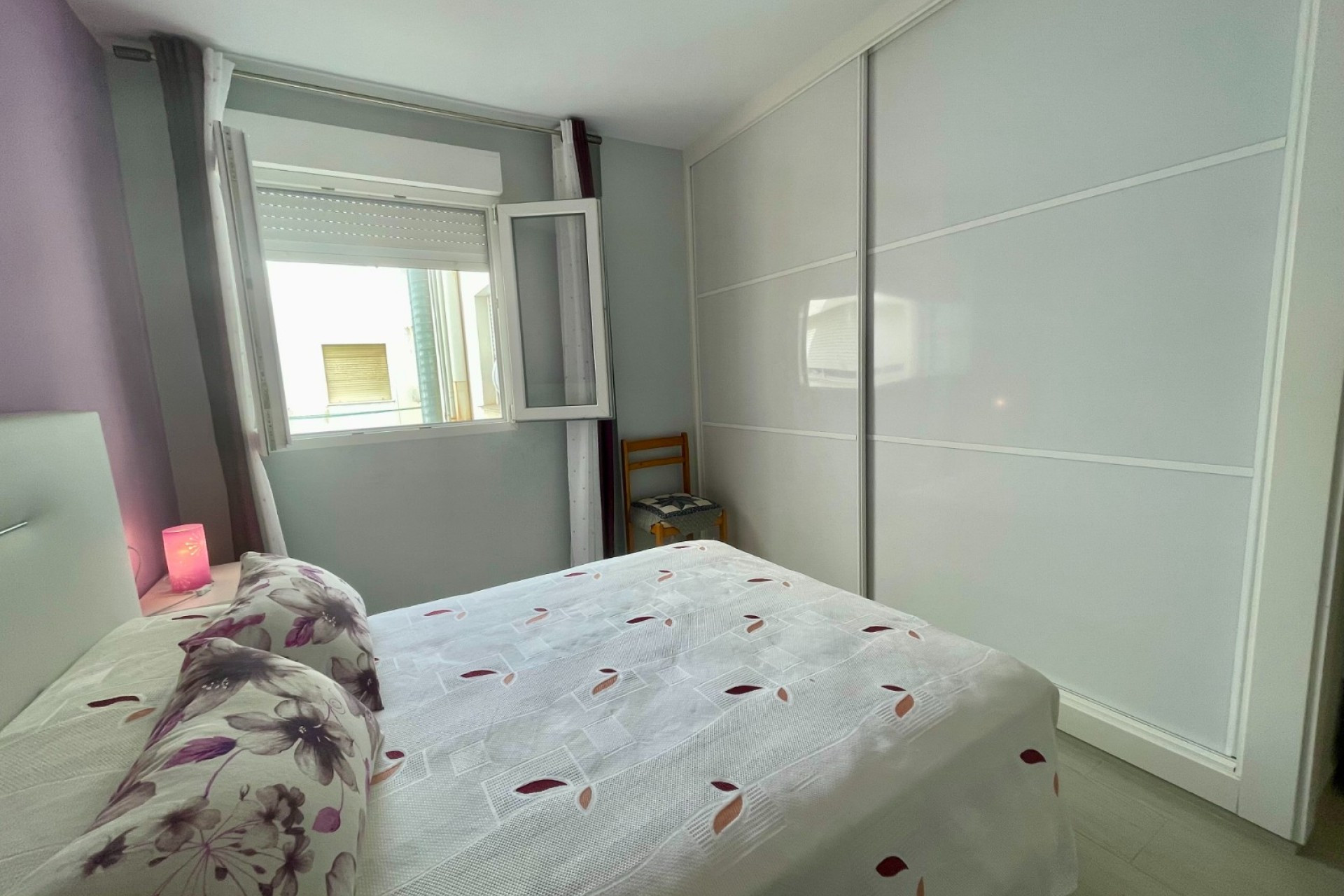 Resale - Apartment -
Torrevieja - Playa del Cura