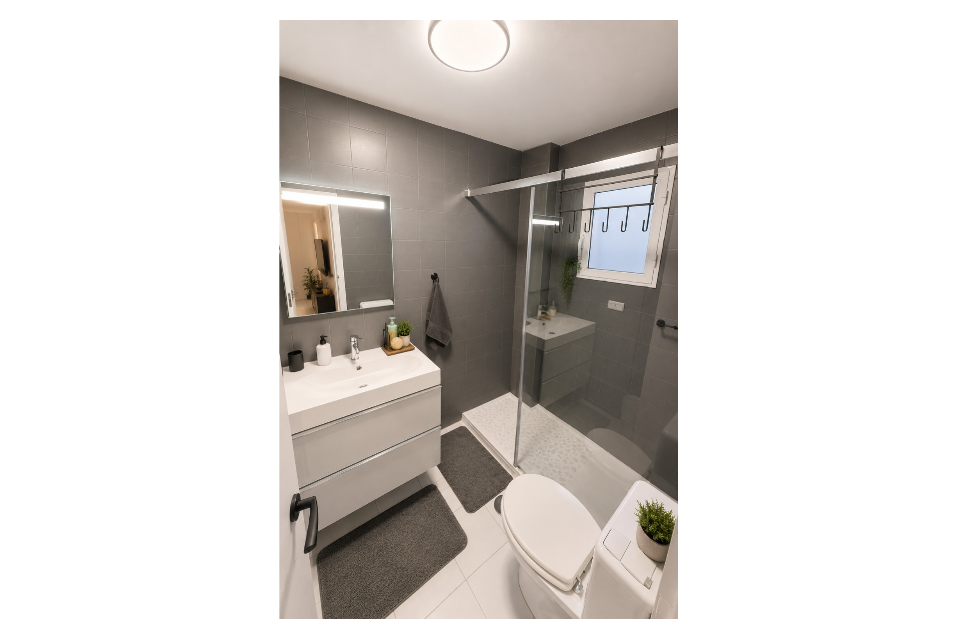 Resale - Apartment -
Torrevieja - Playa Los Naufragos