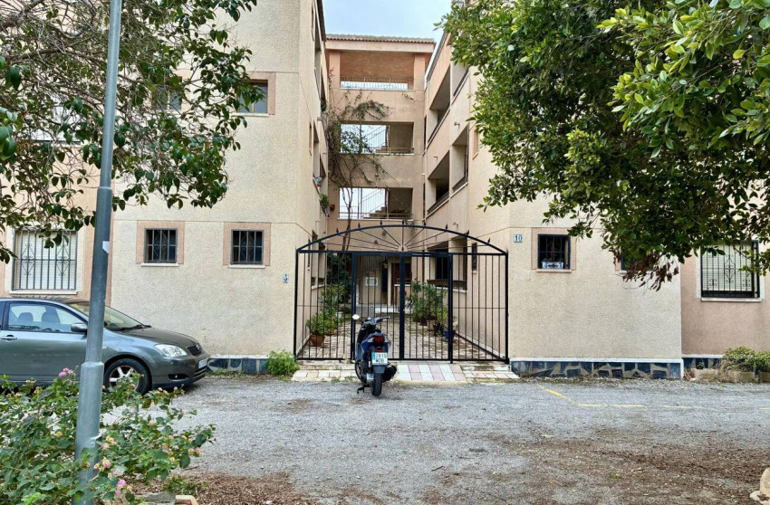 Resale - Apartment -
Torrevieja, San Luis - Costa Blanca