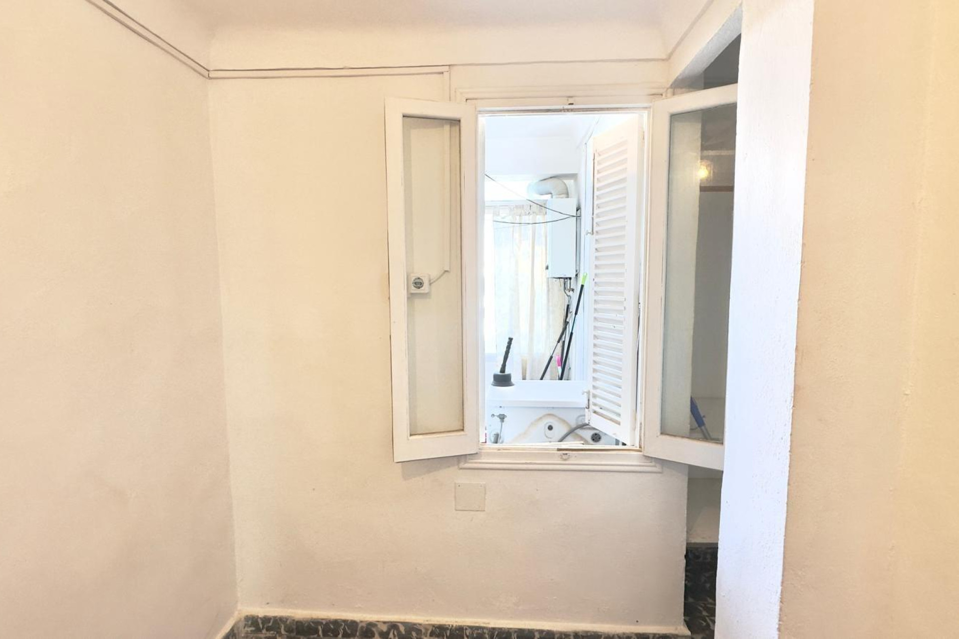Resale - Apartment -
Torrevieja - Zona Los Frutales