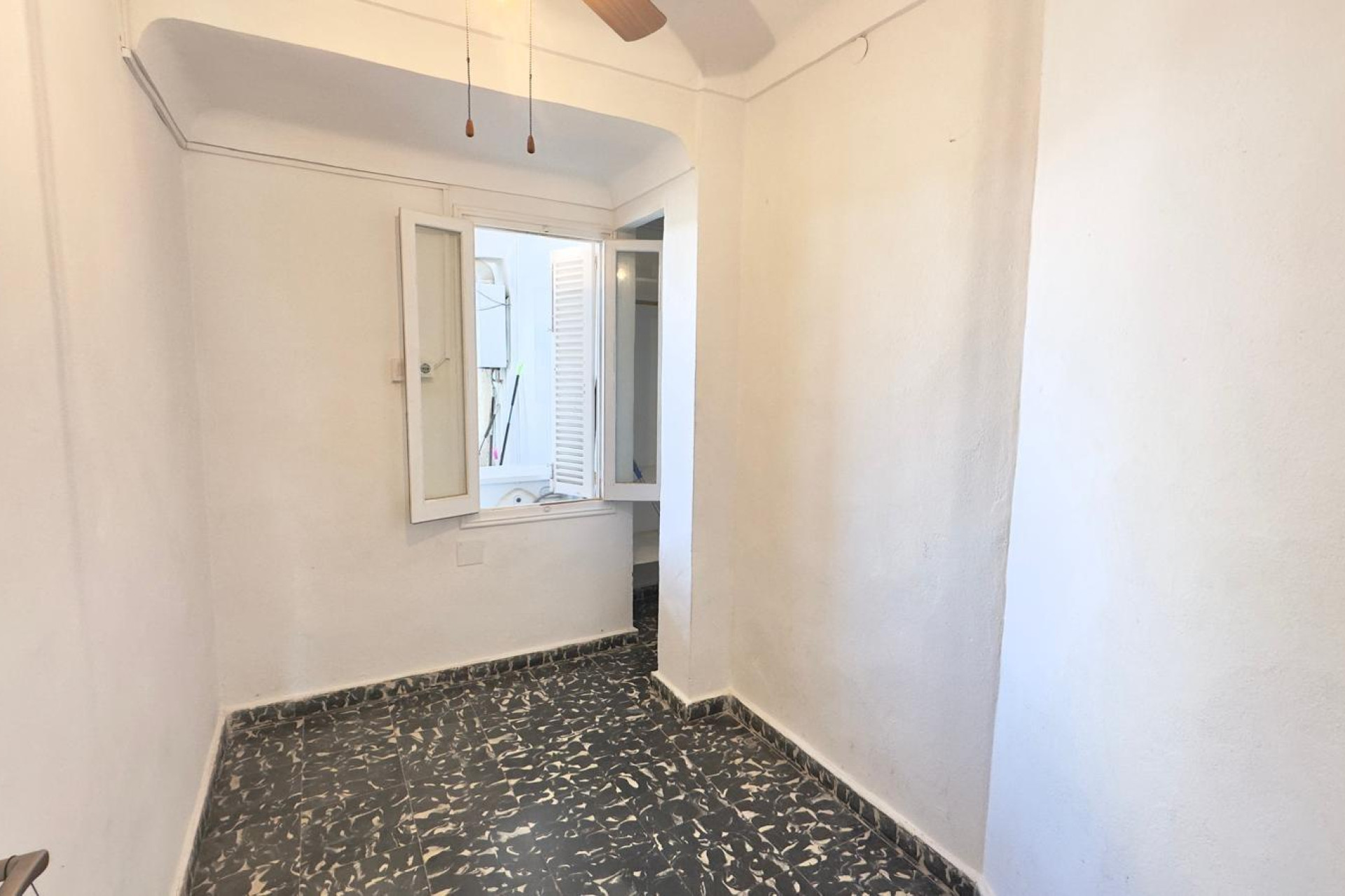 Resale - Apartment -
Torrevieja - Zona Los Frutales