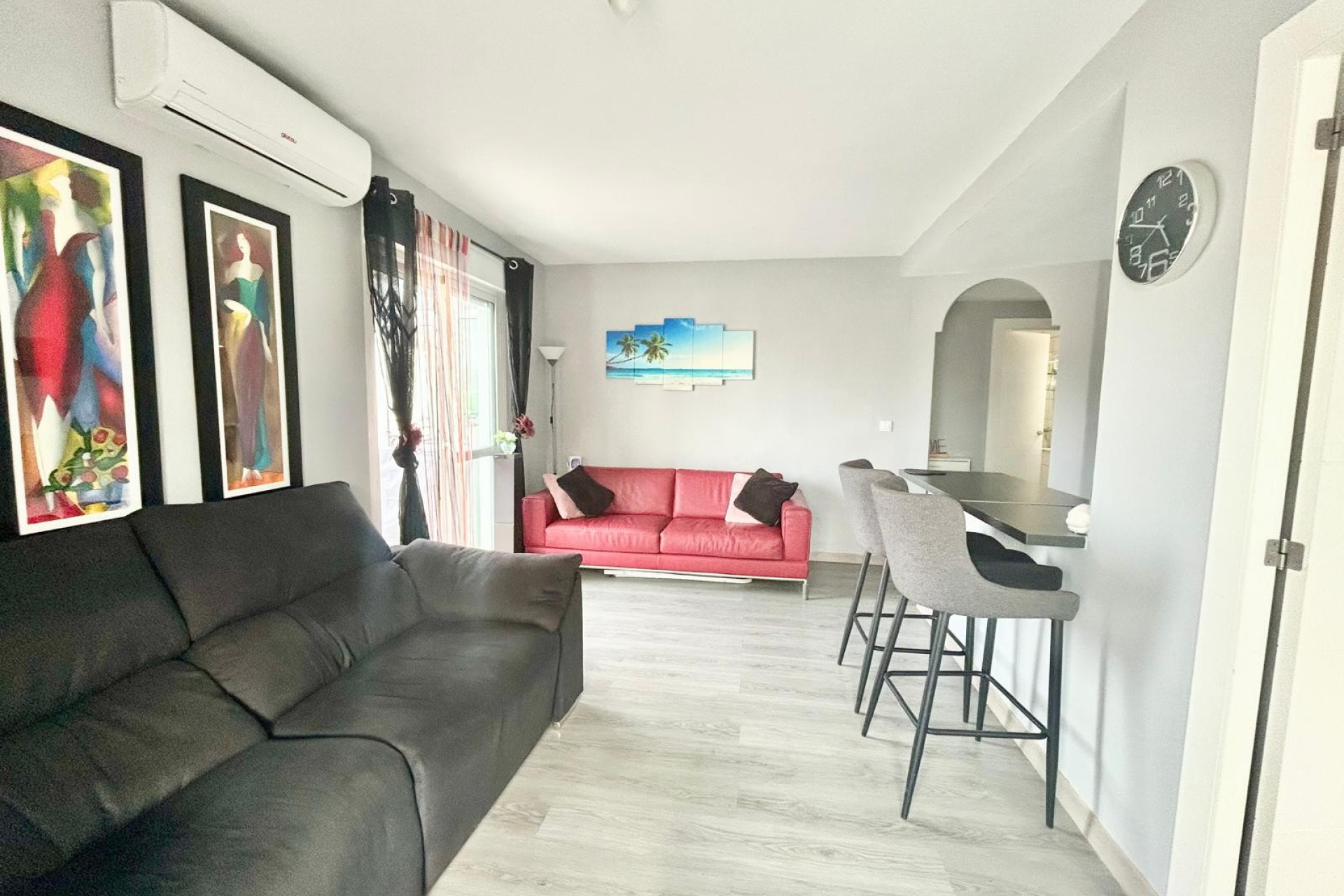 Resale - Apartment -
Torrevieja