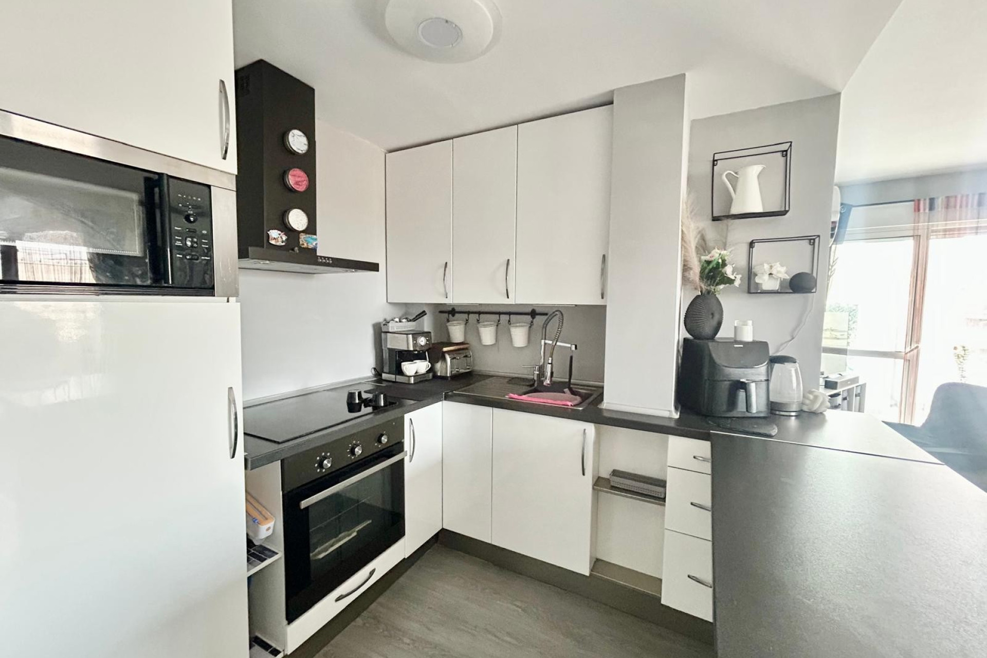 Resale - Apartment -
Torrevieja