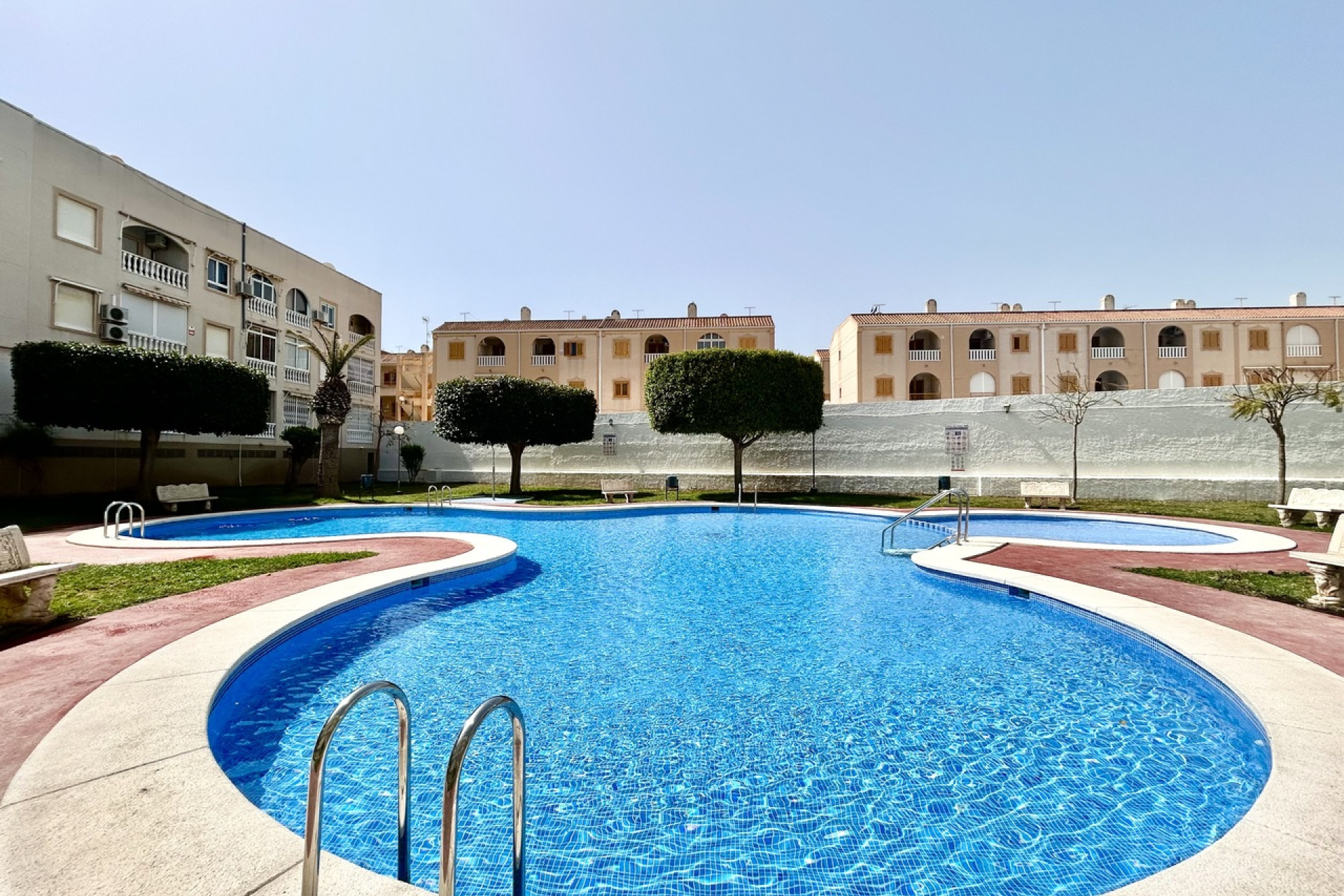 Resale - Apartment -
Torrevieja