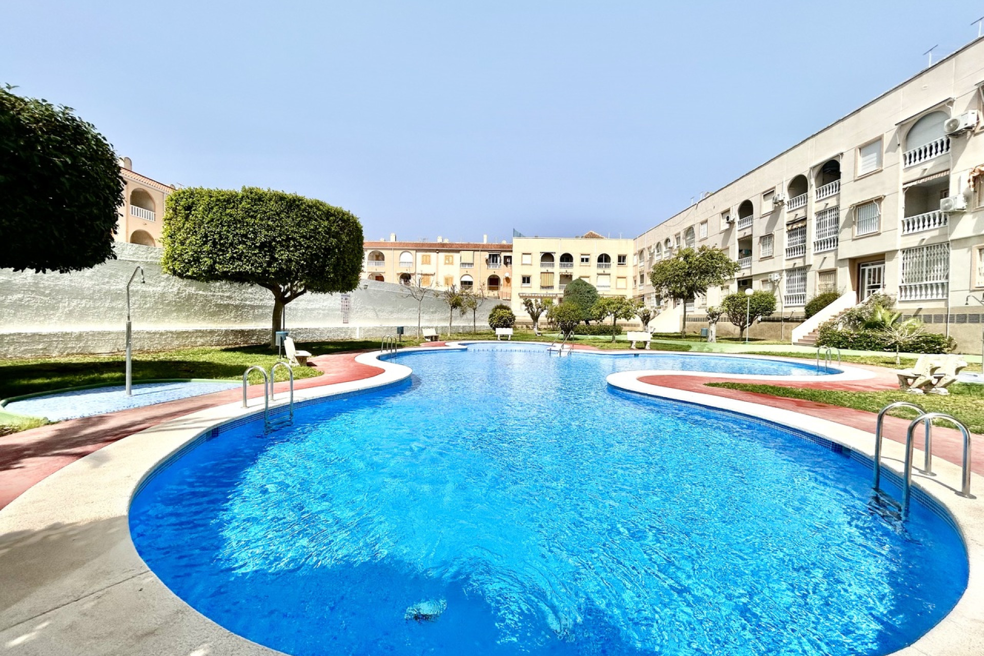 Resale - Apartment -
Torrevieja