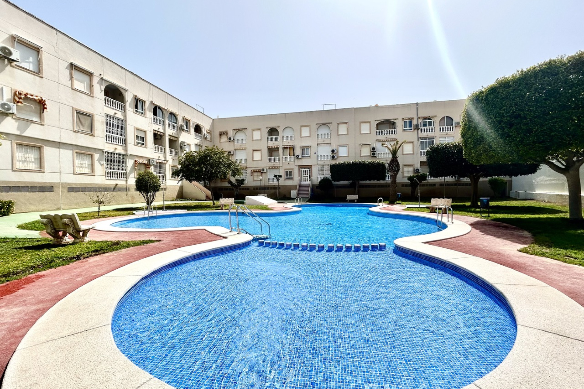 Resale - Apartment -
Torrevieja
