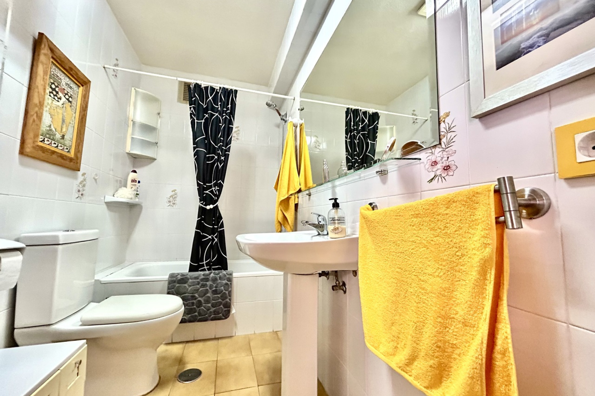 Resale - Apartment -
Torrevieja