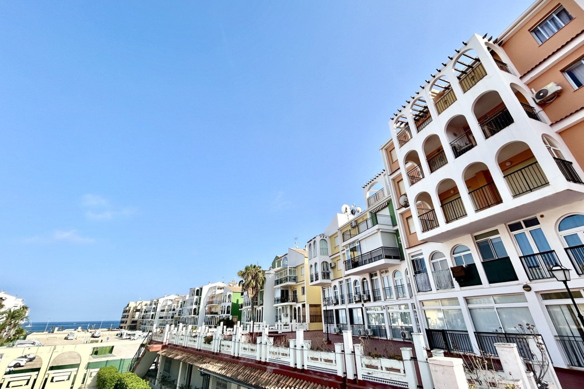 Resale - Apartment -
Torrevieja