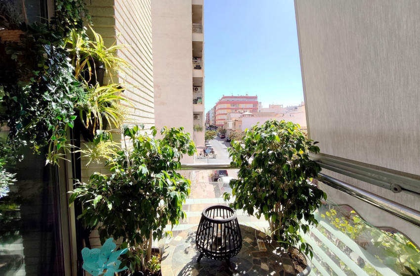 Resale - Apartment -
Torrevieja