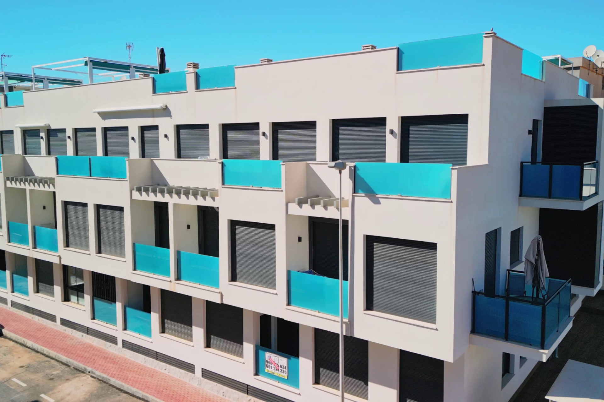 Resale - Apartment -
Torrevieja