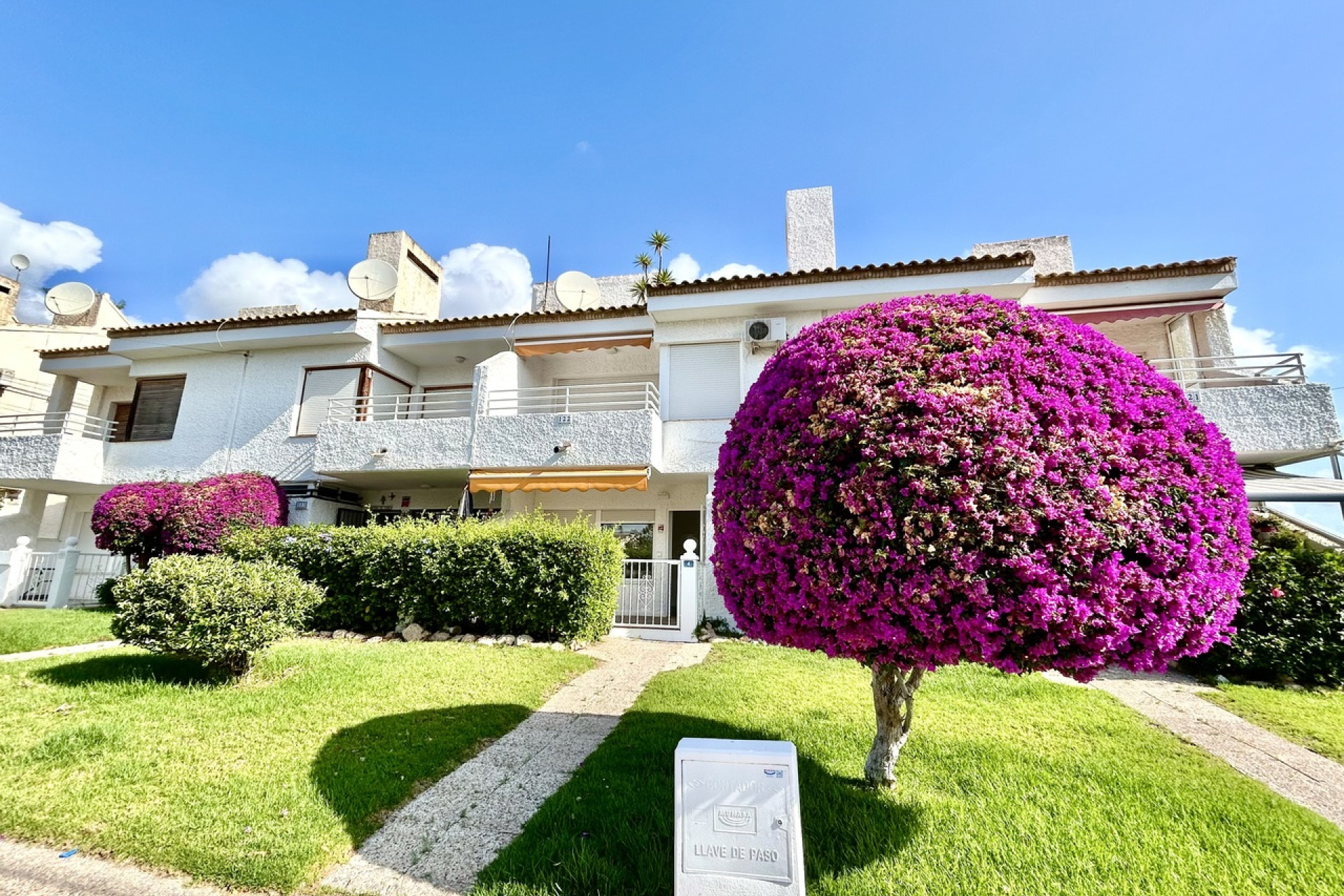 Resale - Apartment -
Villamartín - Costa Blanca