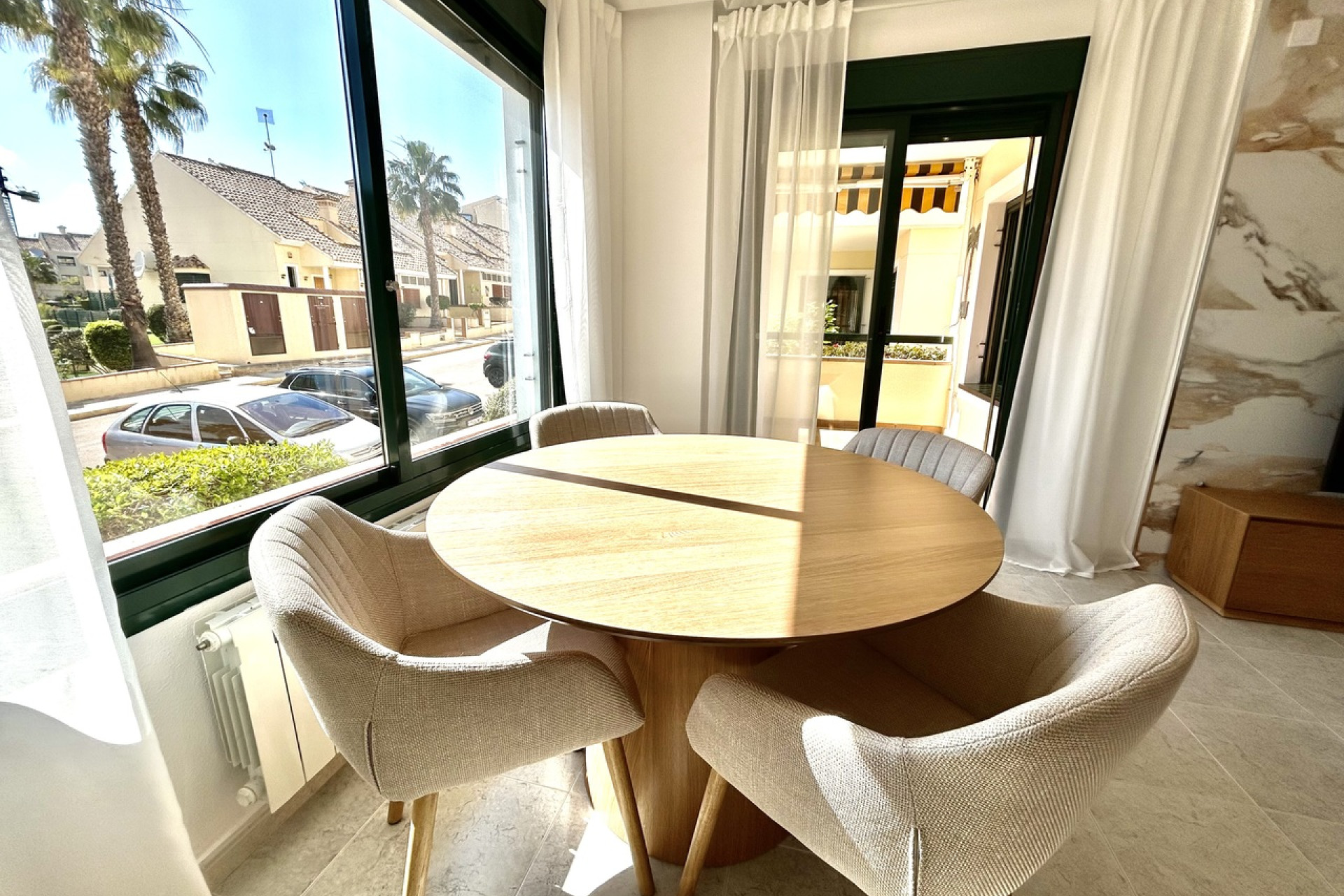 Resale - Apartment -
Villamartín