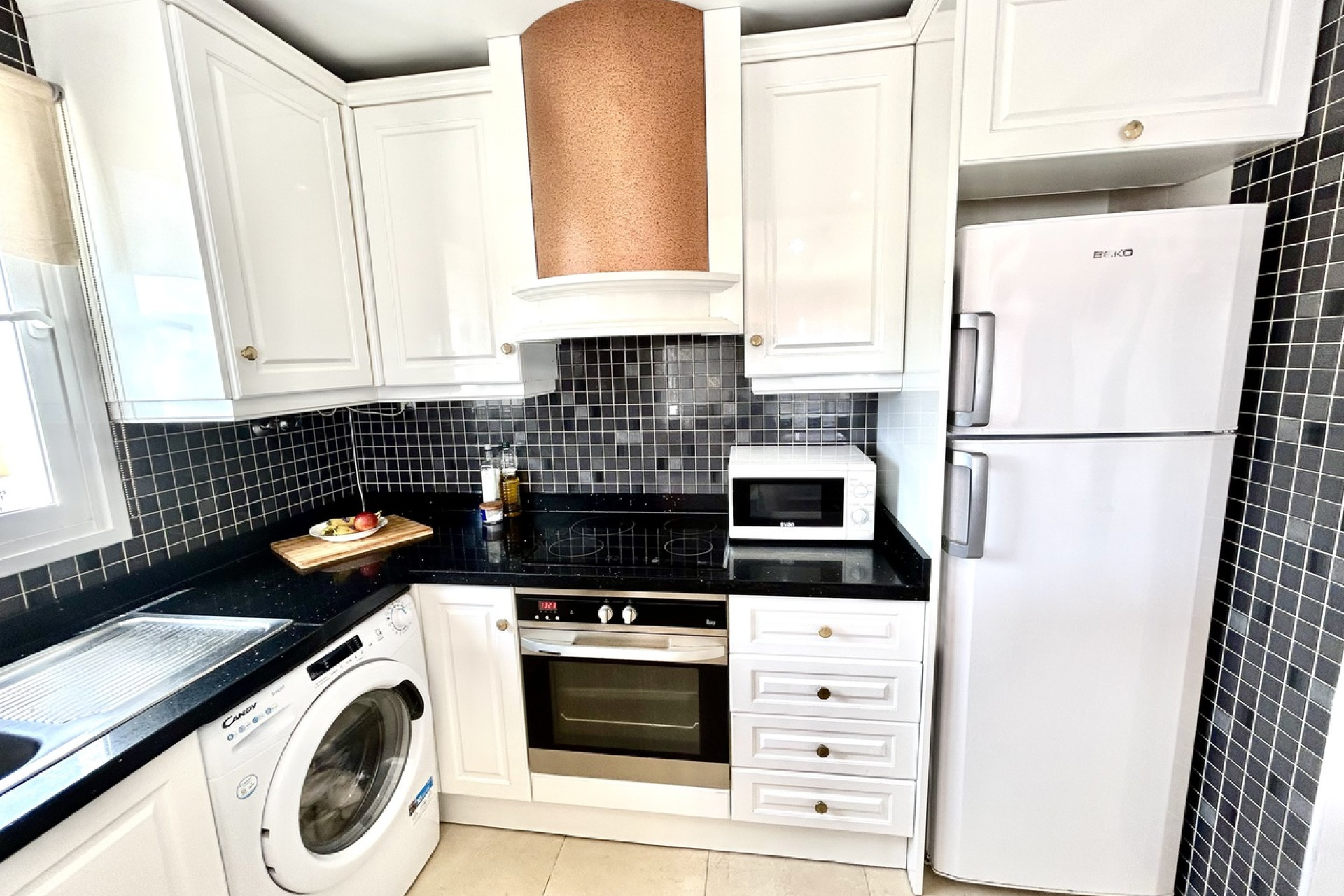 Resale - Apartment -
Villamartín