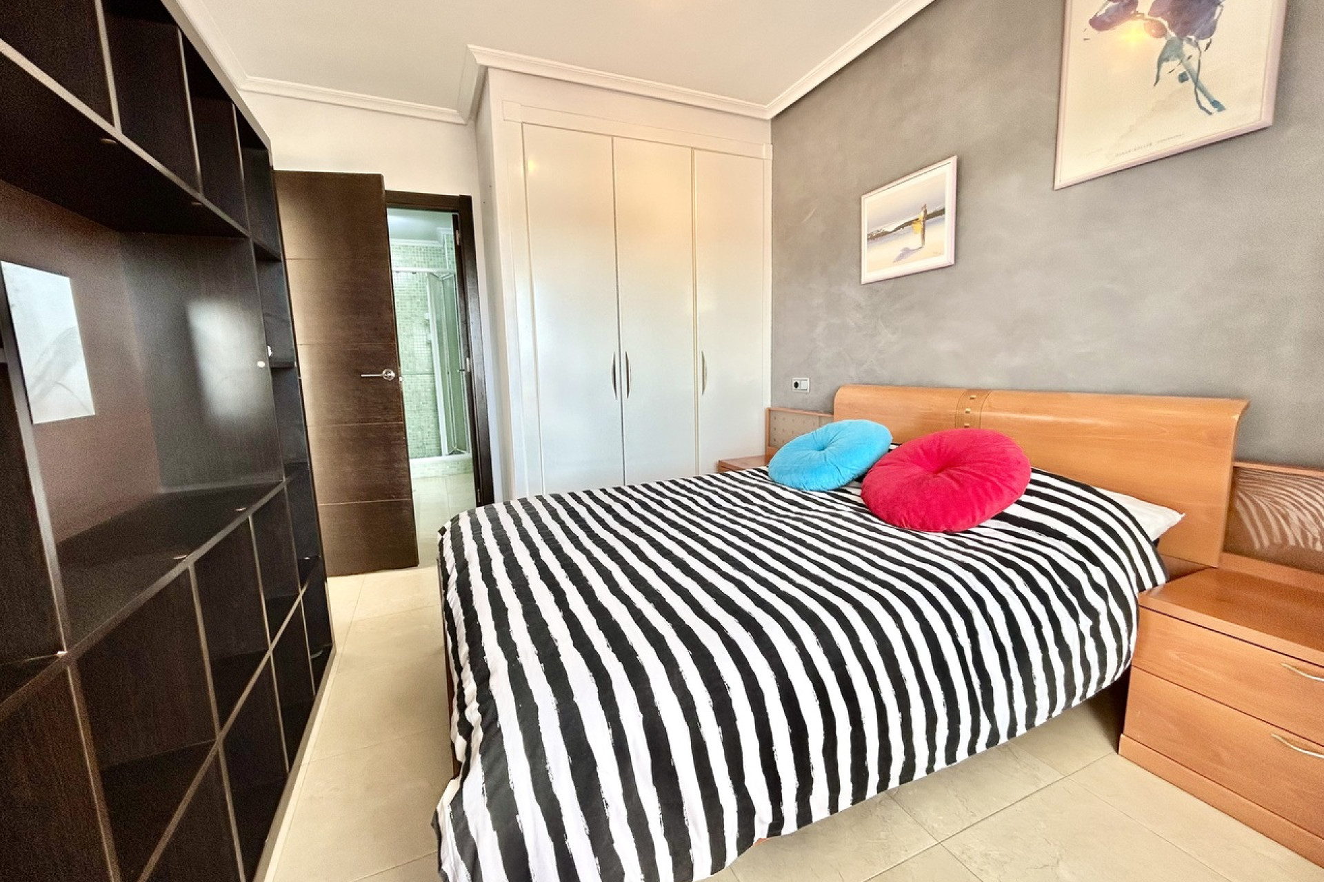 Resale - Apartment -
Villamartín