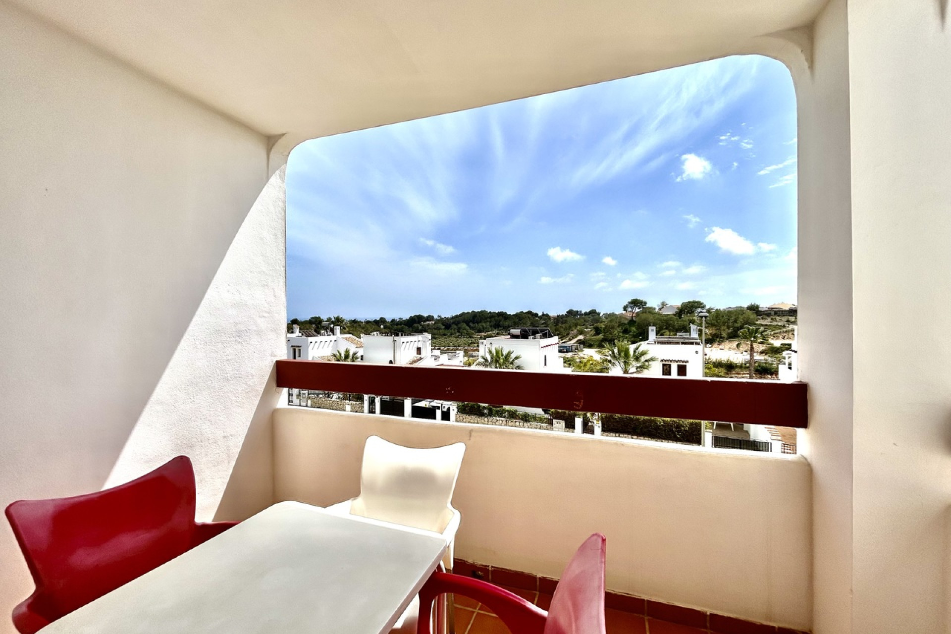 Resale - Apartment -
Villamartín