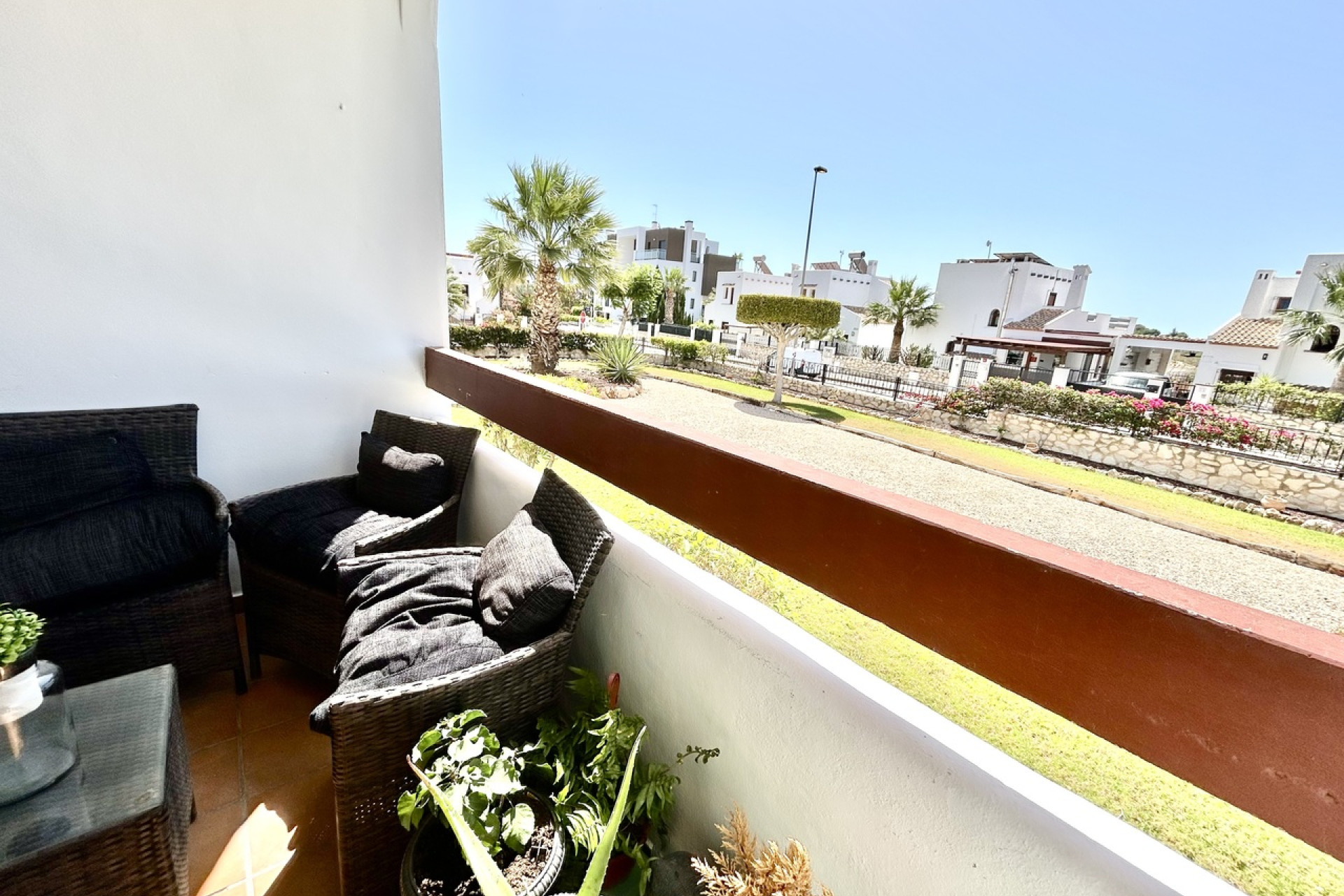Resale - Apartment -
Villamartín