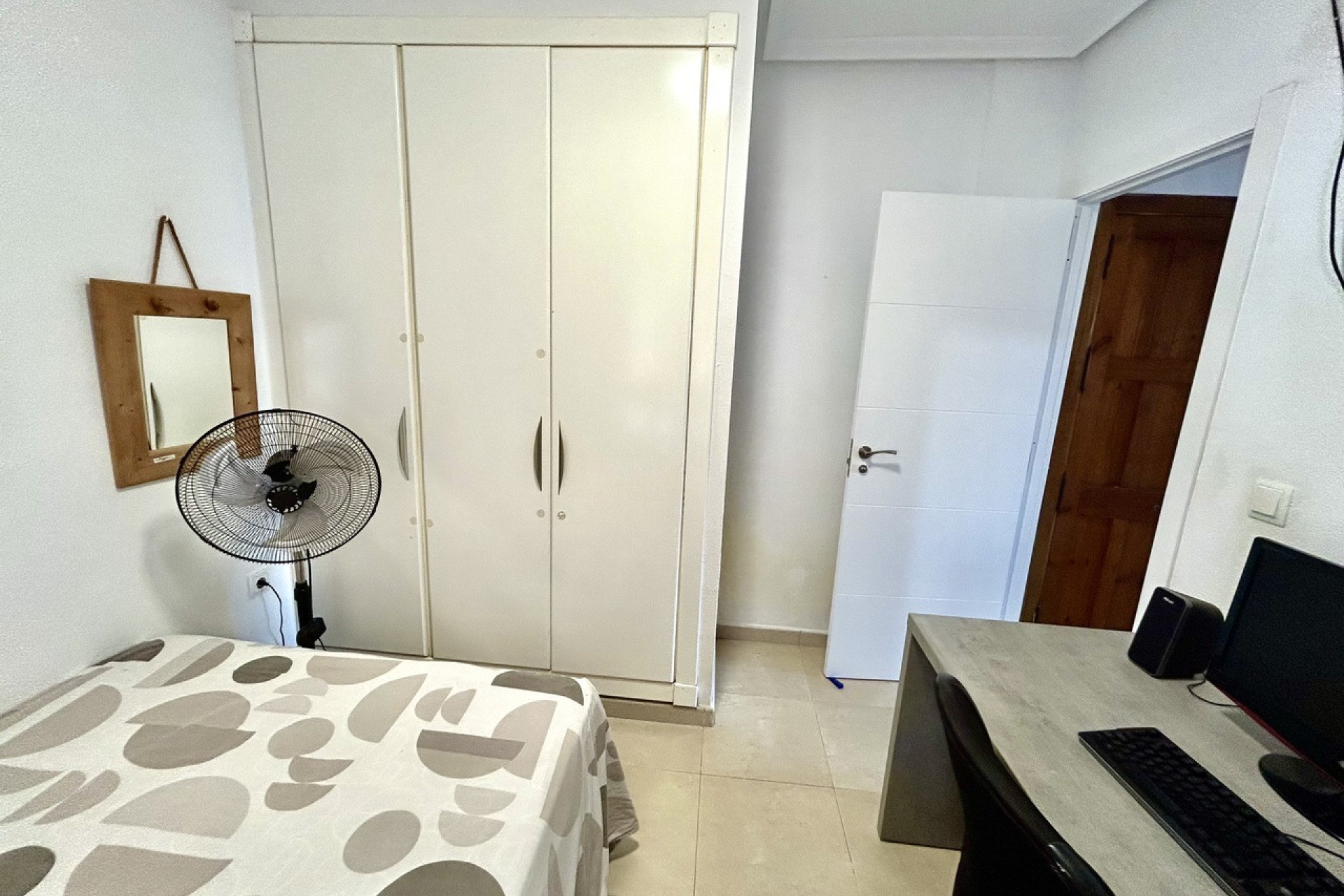 Resale - Apartment -
Villamartín