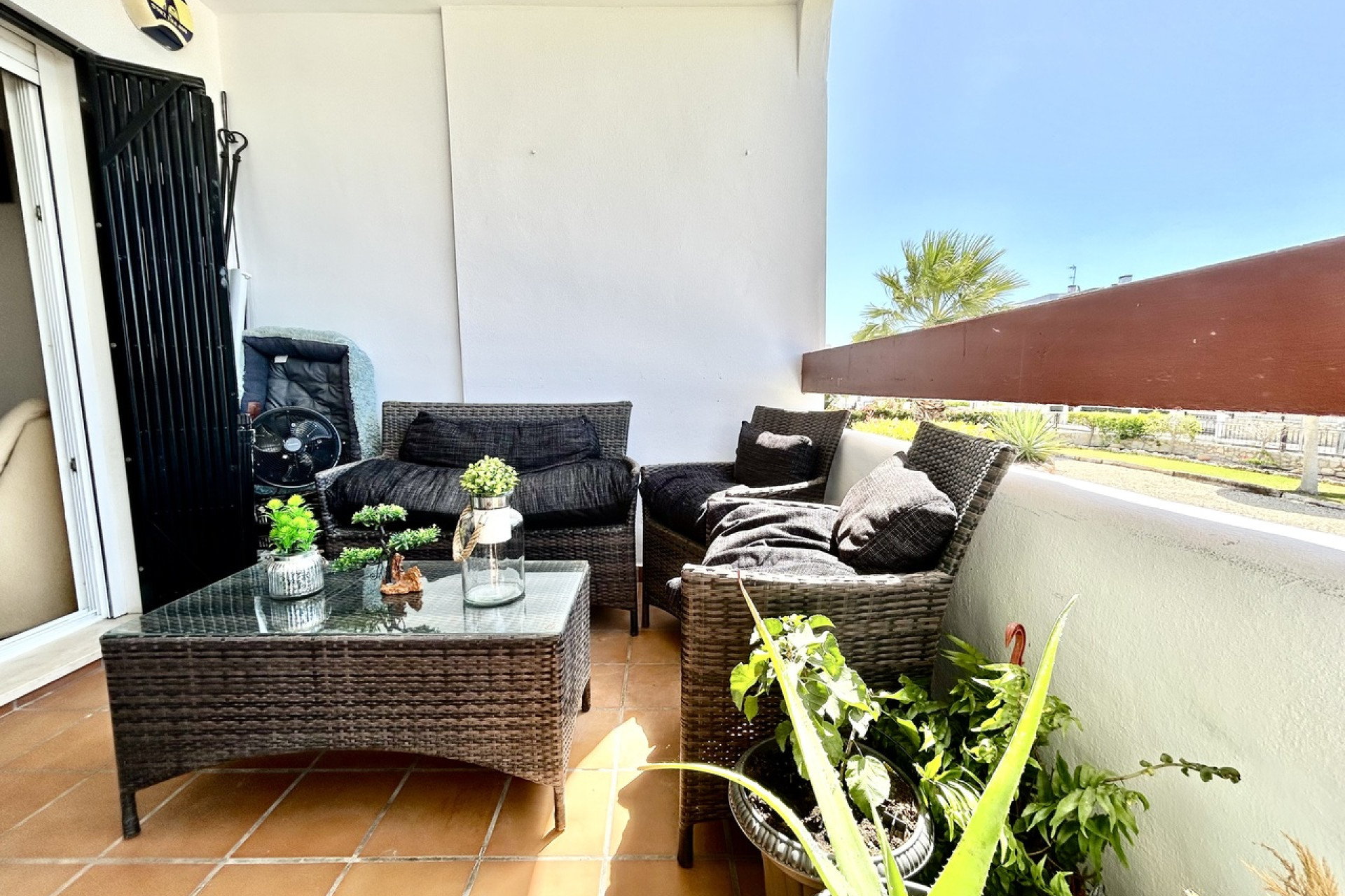 Resale - Apartment -
Villamartín