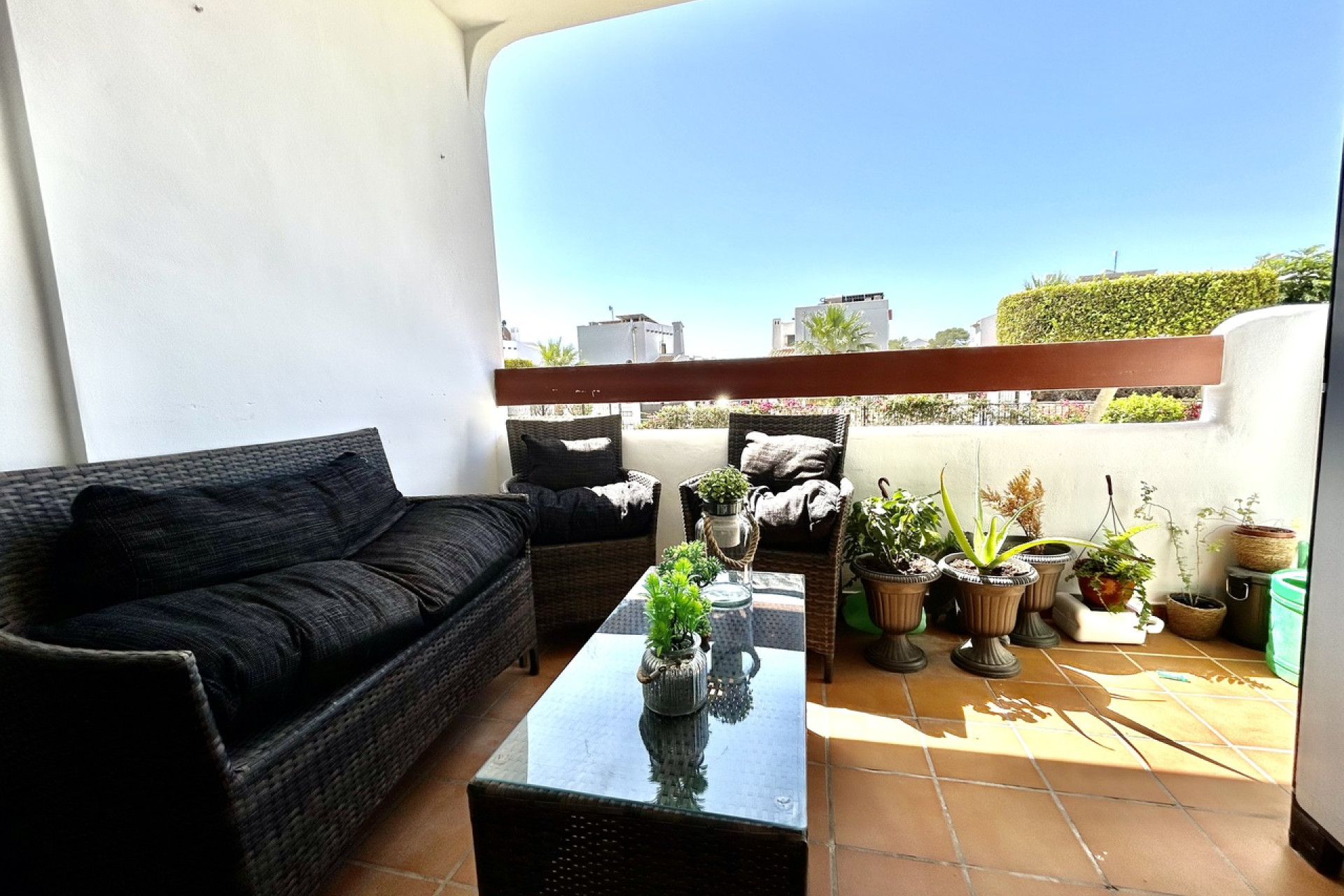 Resale - Apartment -
Villamartín