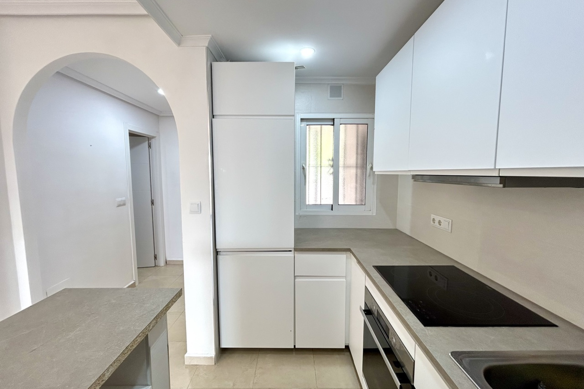 Resale - Apartment -
Villamartín