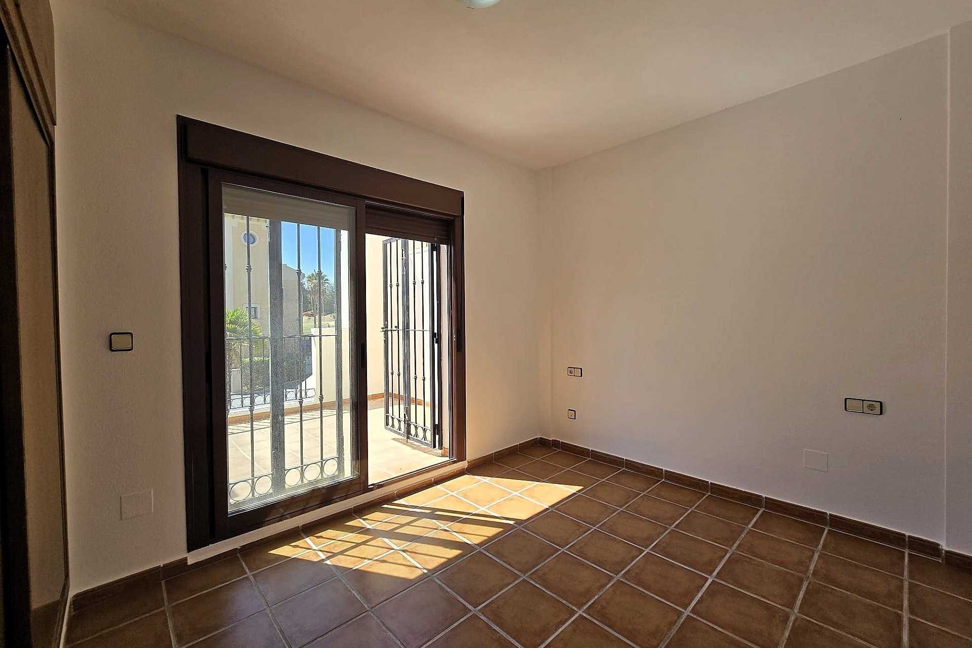 Resale - Bungalow -
Algorfa