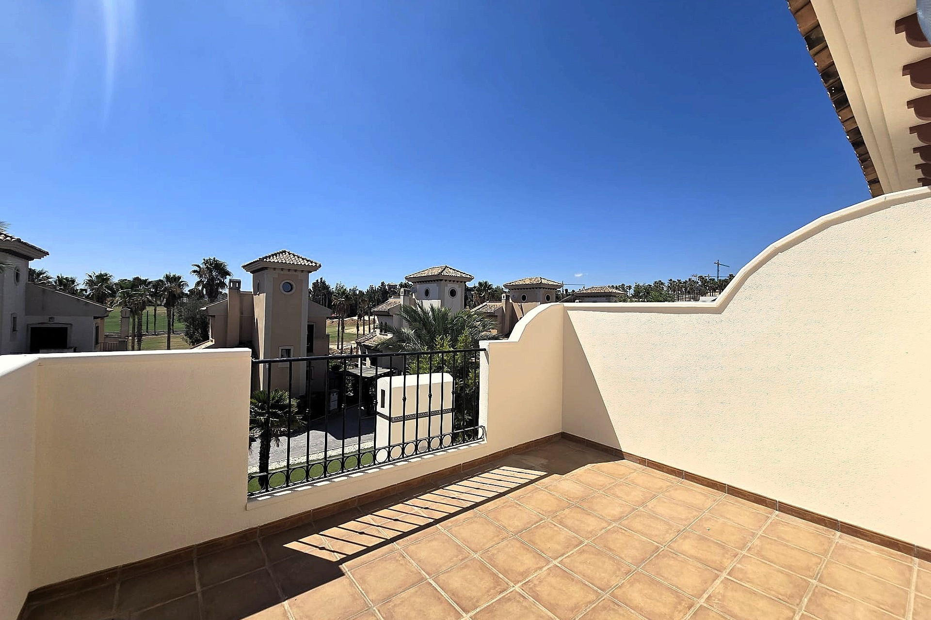 Resale - Bungalow -
Algorfa