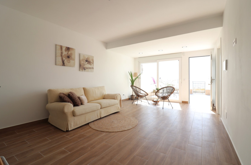 Resale - Bungalow -
Ciudad Quesada - Altos de Quesada