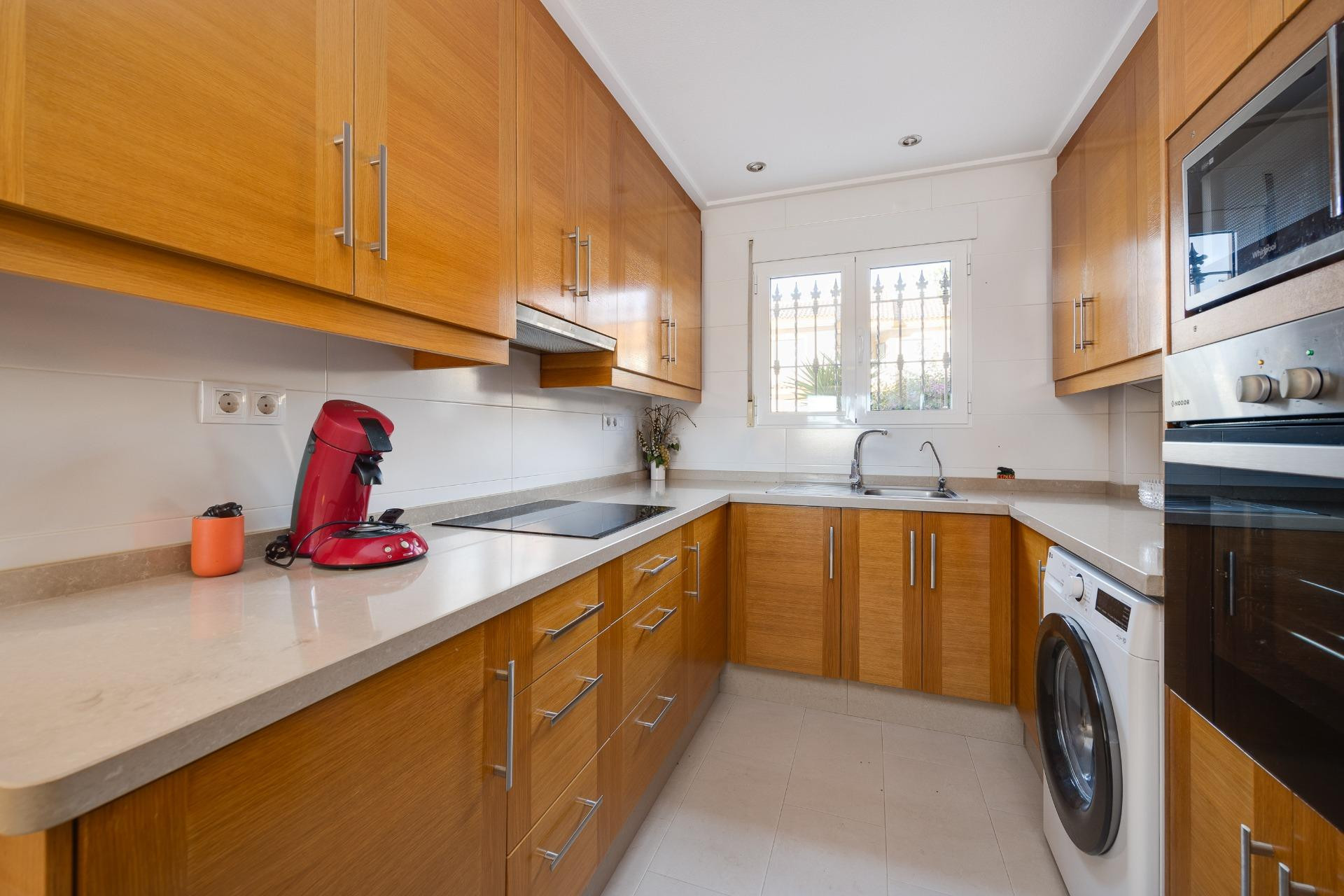 Resale - Bungalow -
Orihuela Costa - Los Dolses