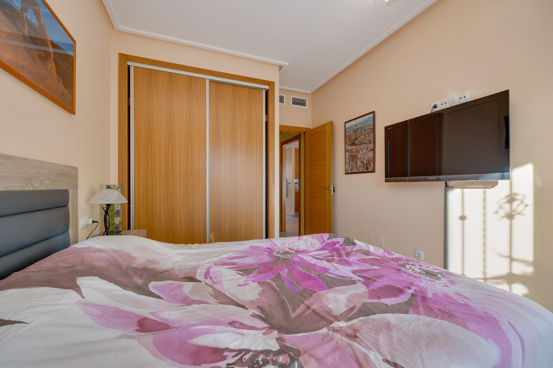 Resale - Bungalow -
Orihuela Costa - Los Dolses