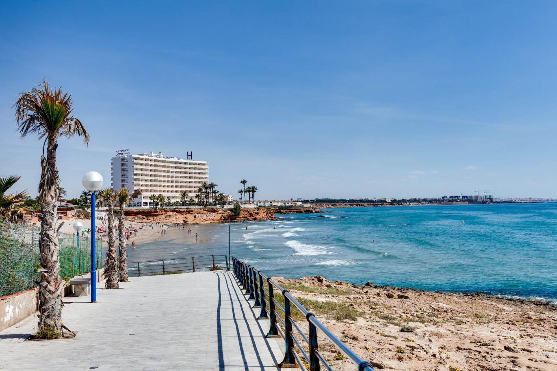 Resale - Bungalow -
Orihuela Costa - Los Dolses