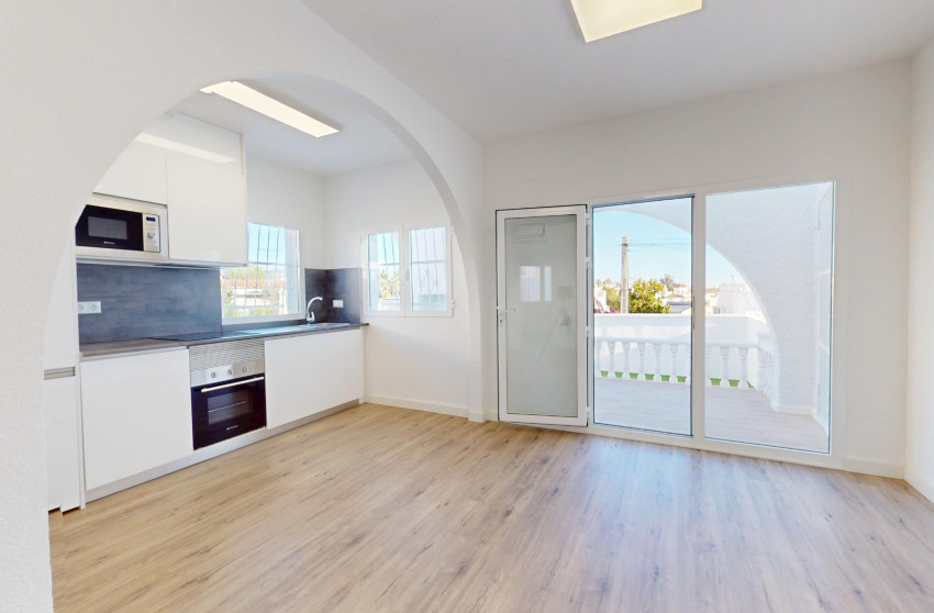 Resale - Bungalow -
Orihuela Costa - Villamartin