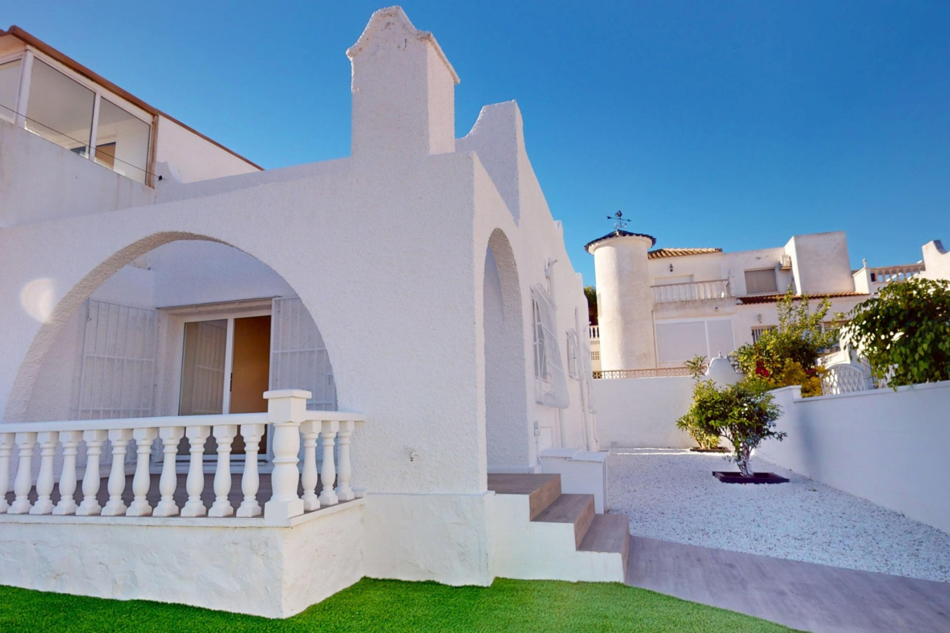 Resale - Bungalow -
Orihuela Costa - Villamartin