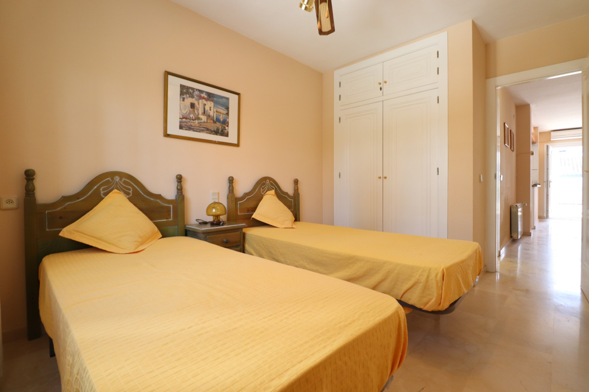 Resale - Bungalow -
Orihuela Costa - Villamartin