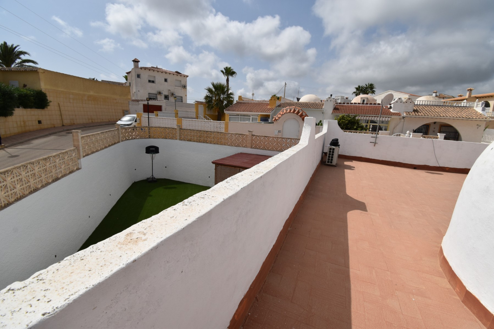 Resale - Bungalow -
Orihuela Costa - Villamartin