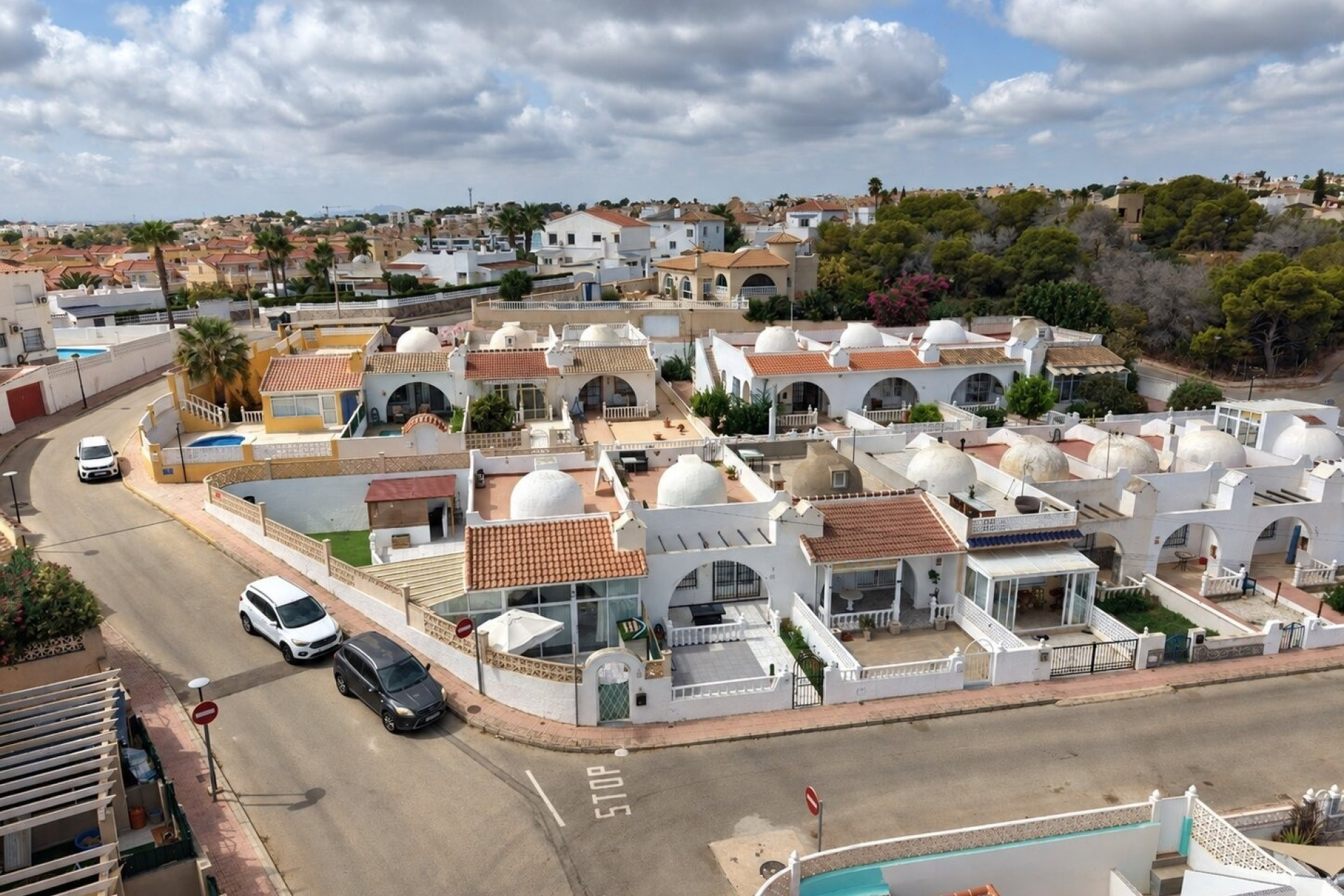 Resale - Bungalow -
Orihuela Costa - Villamartin