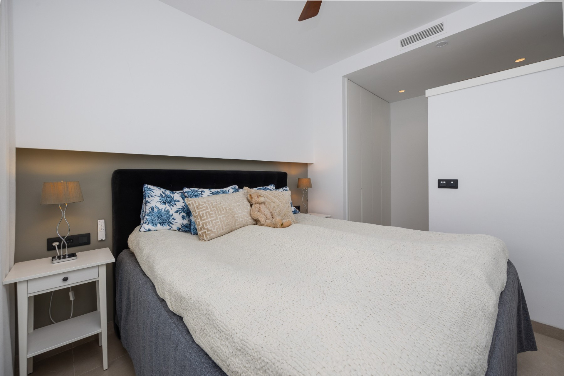 Resale - Bungalow -
Pilar de la Horadada - Costa Blanca