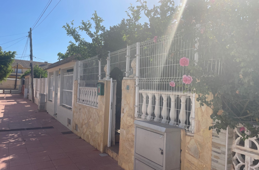 Resale - Bungalow -
Santiago de la Ribera - San Blas