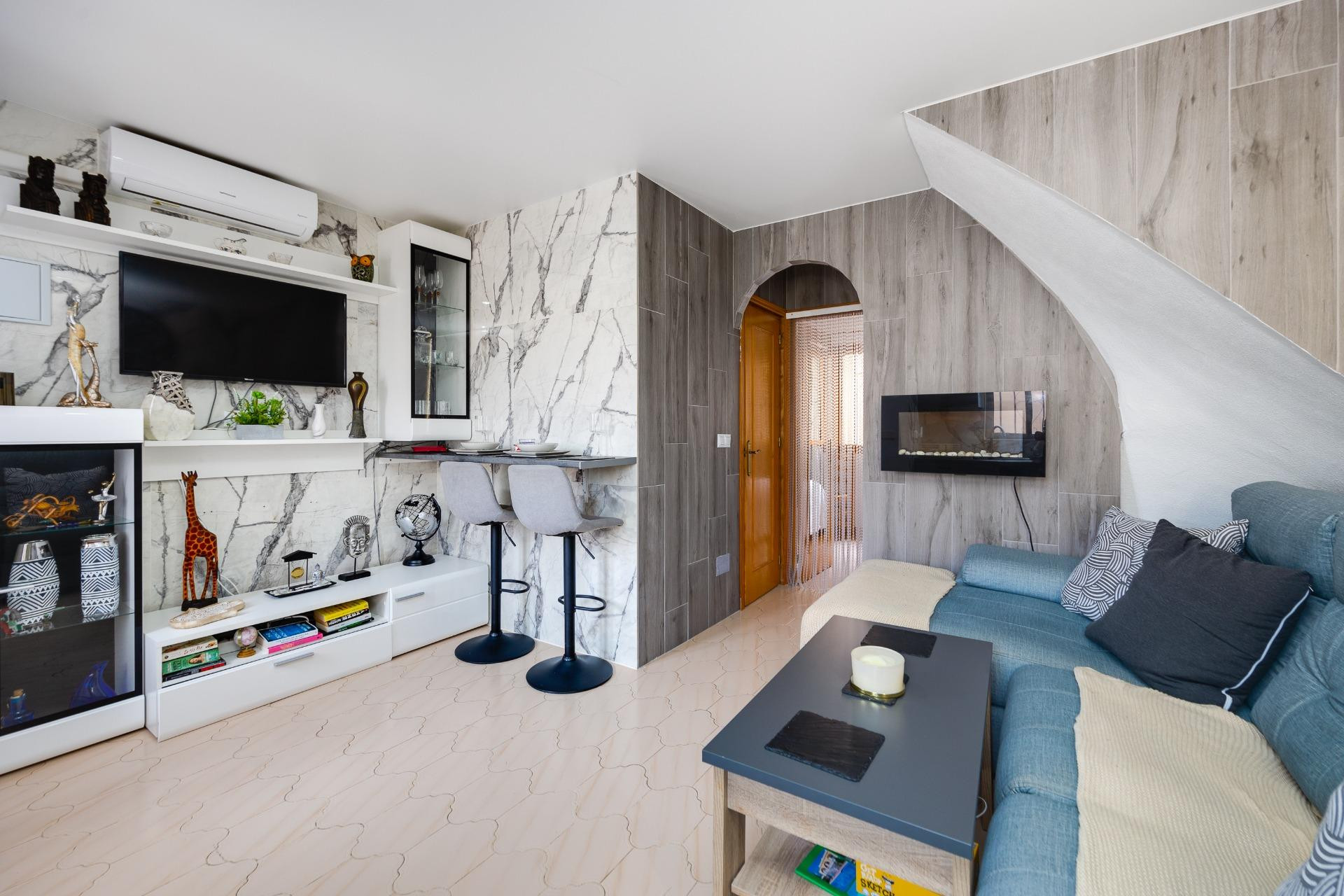 Resale - Bungalow -
Torrevieja - La Siesta - El Salado - Torreta