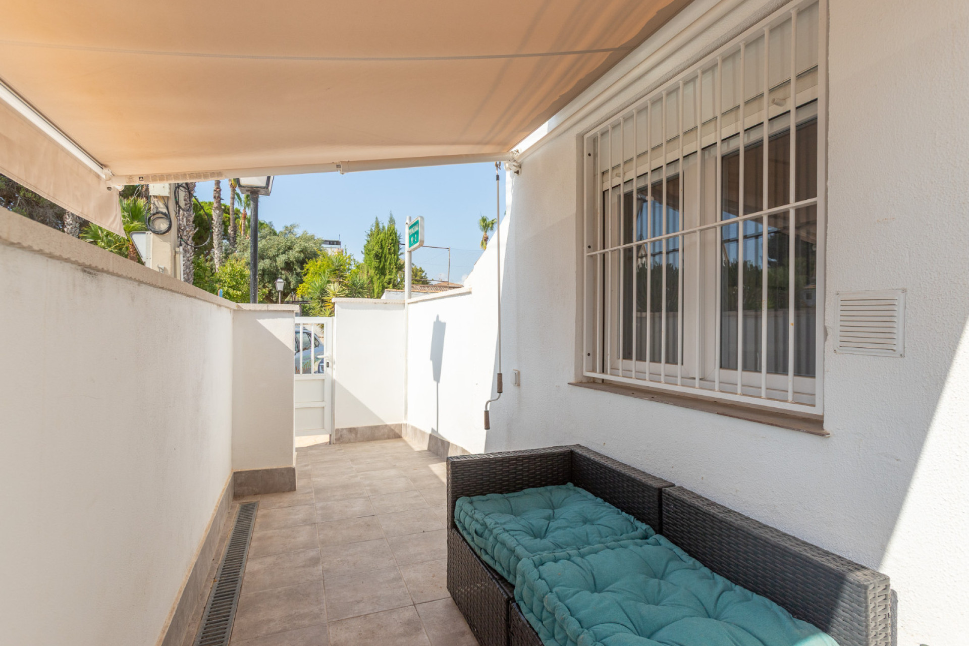 Resale - Bungalow -
Torrevieja - Lago Jardin
