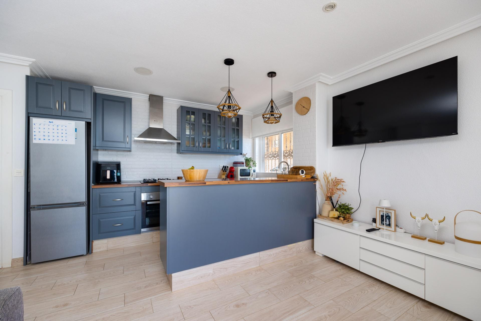 Resale - Bungalow -
Torrevieja - Playa de los Naufragos