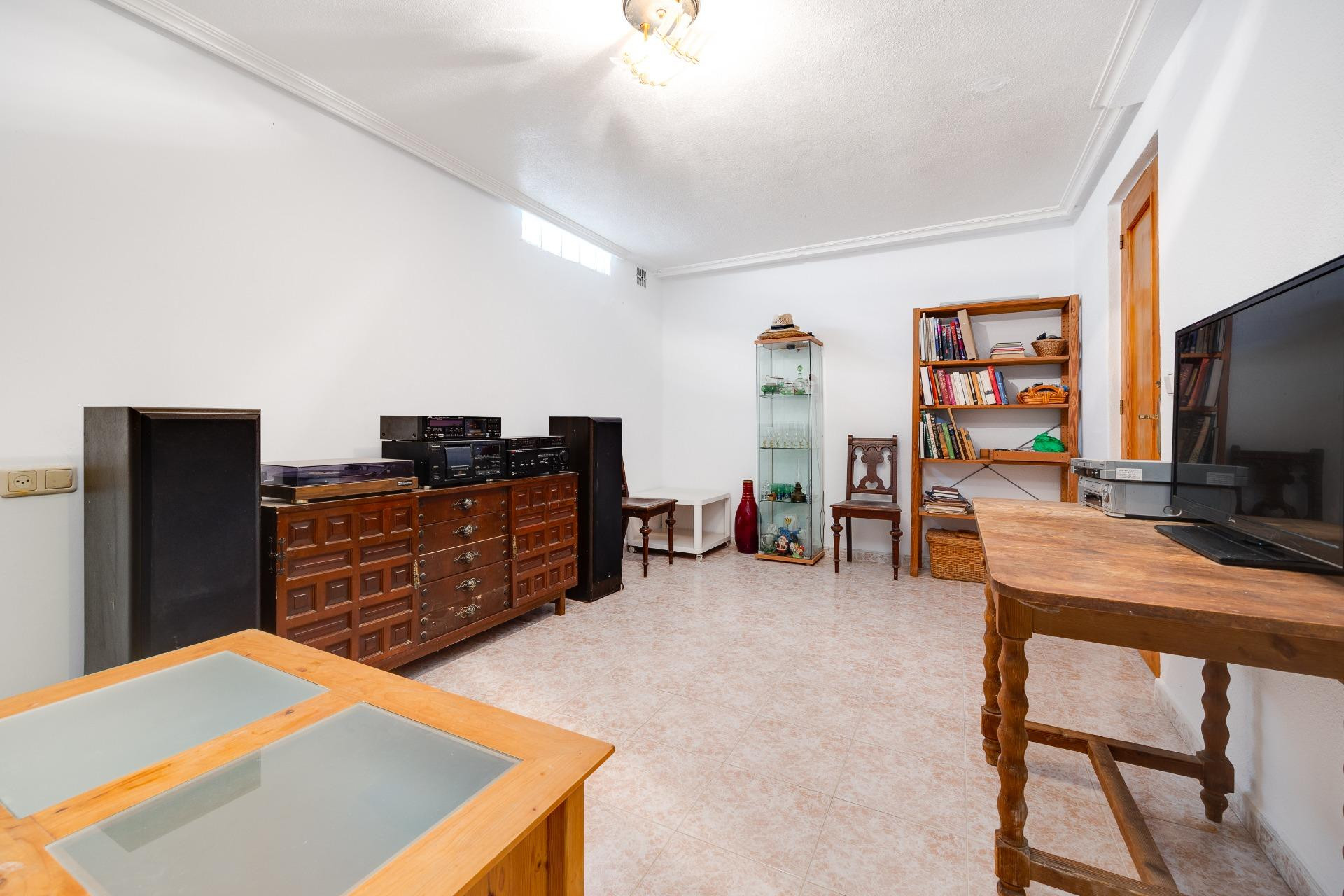 Resale - Bungalow -
Torrevieja - Torre La Mata
