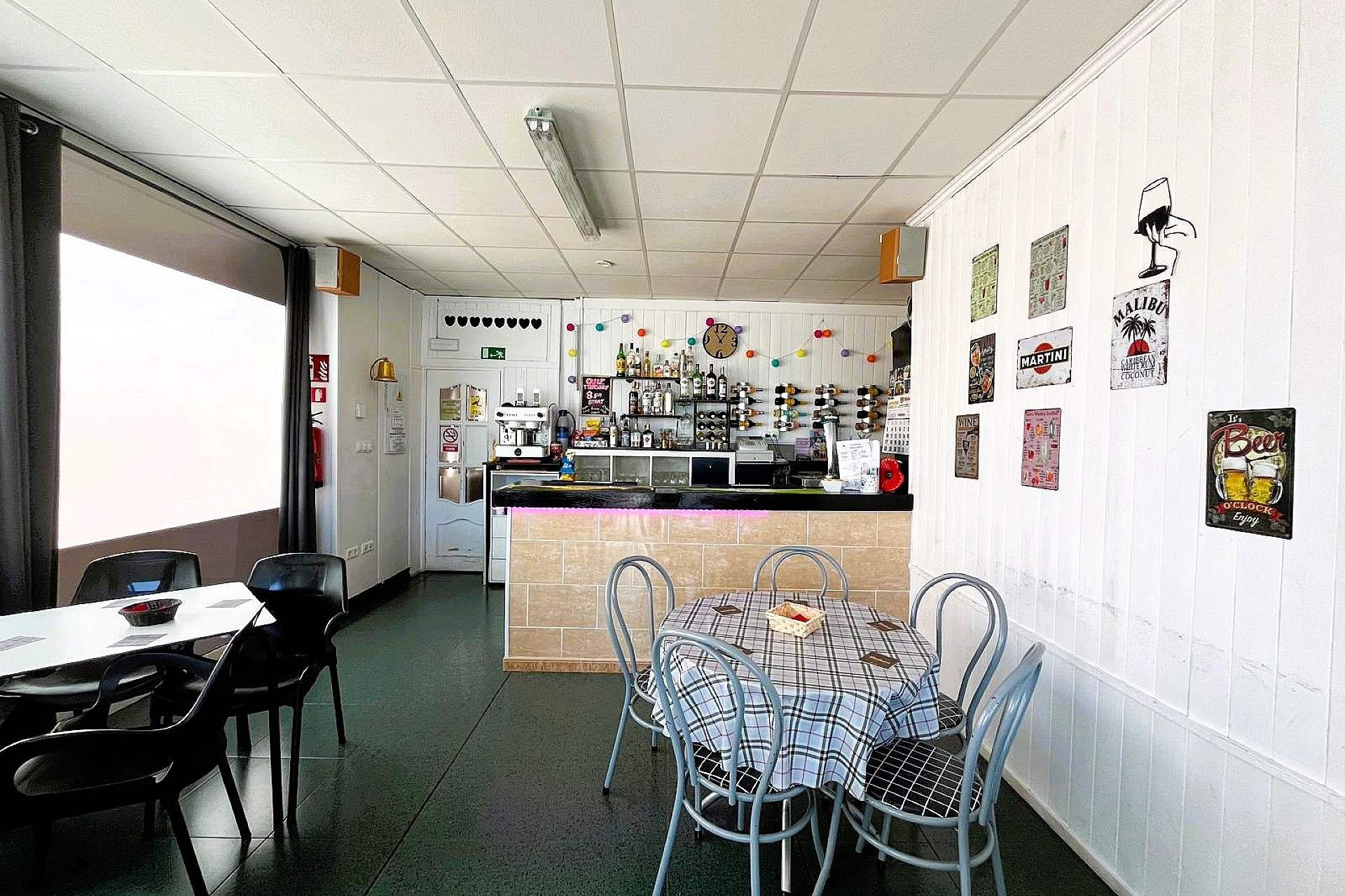 Resale - Business -
Castalla