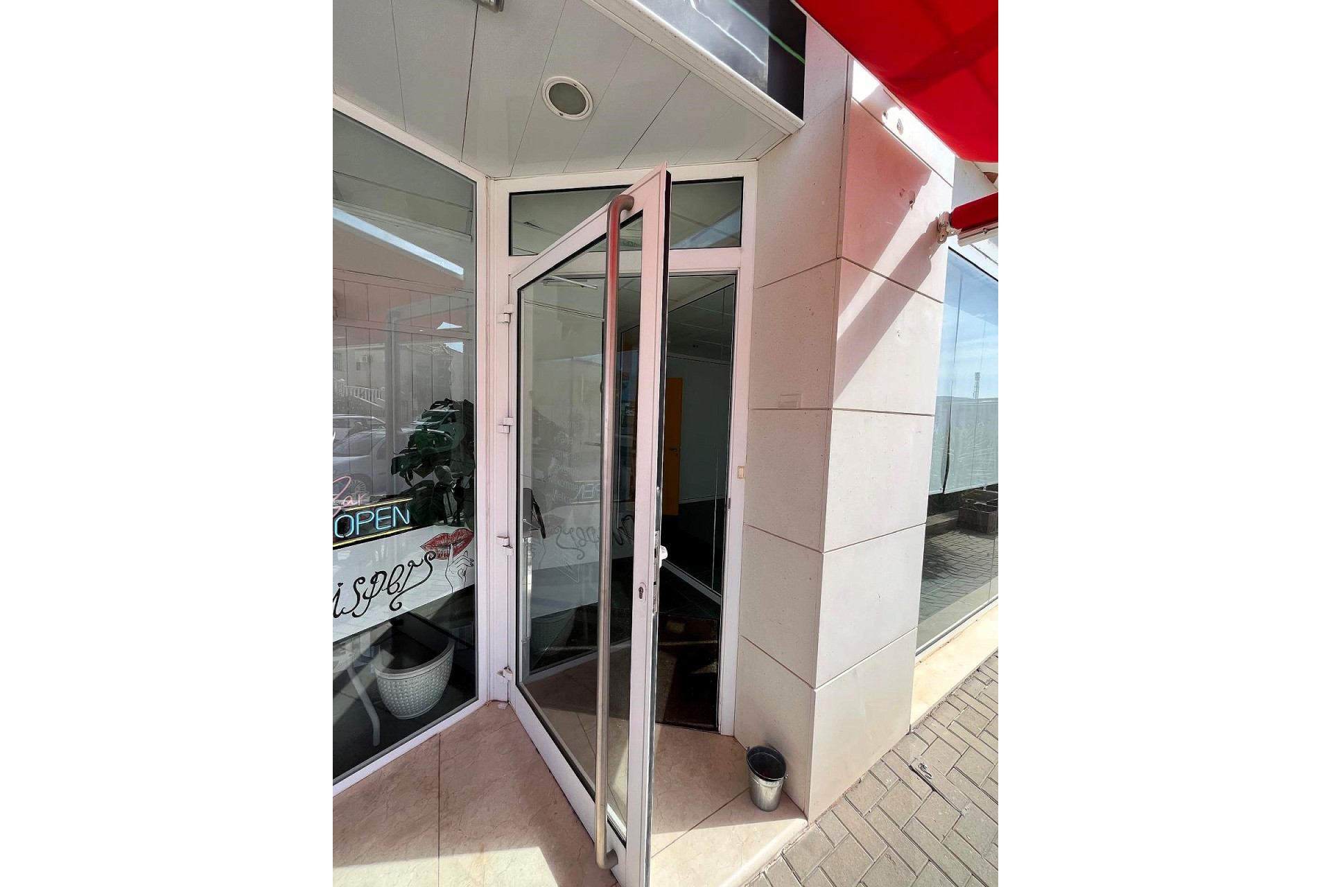 Resale - Business -
Castalla