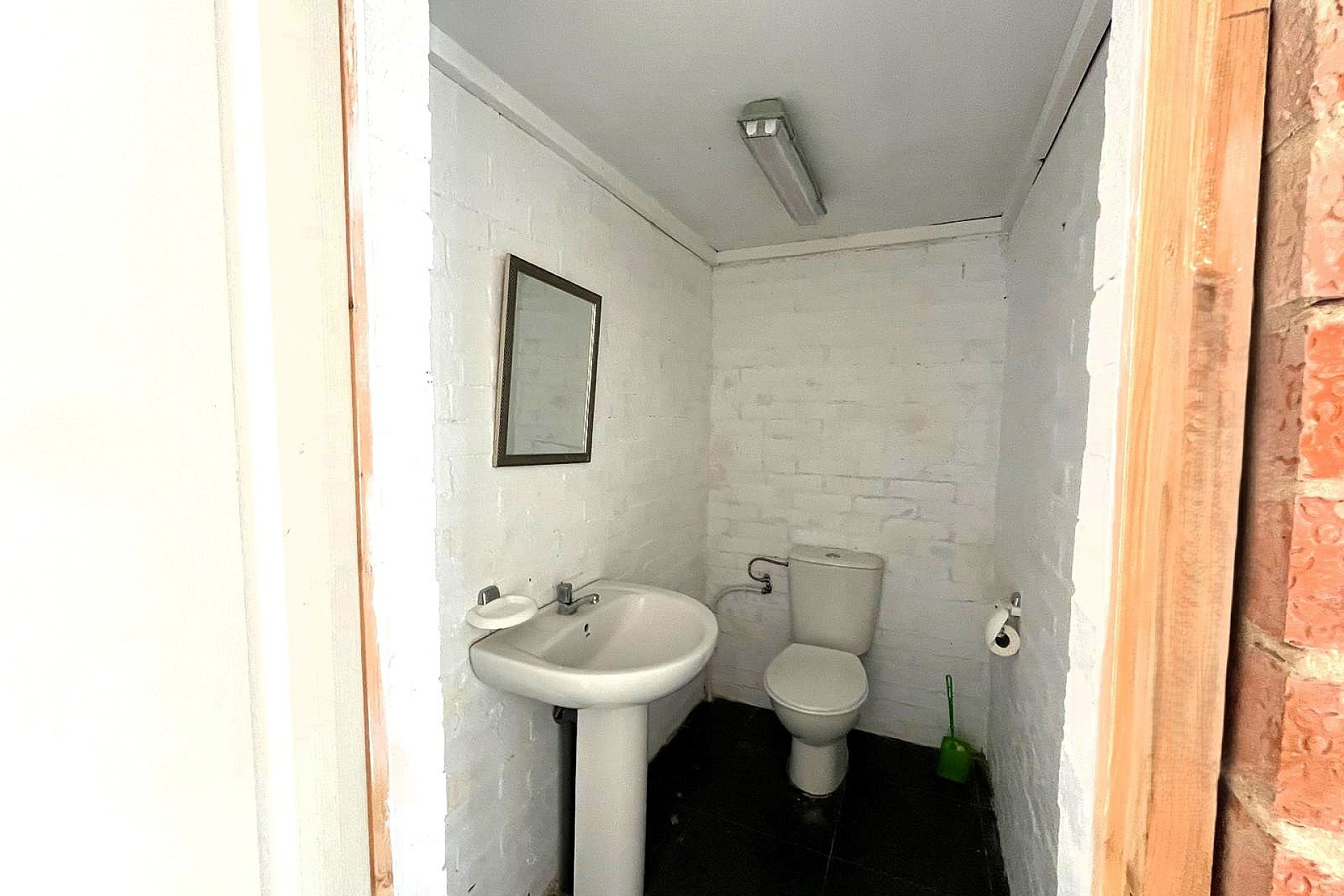 Resale - Business -
Castalla