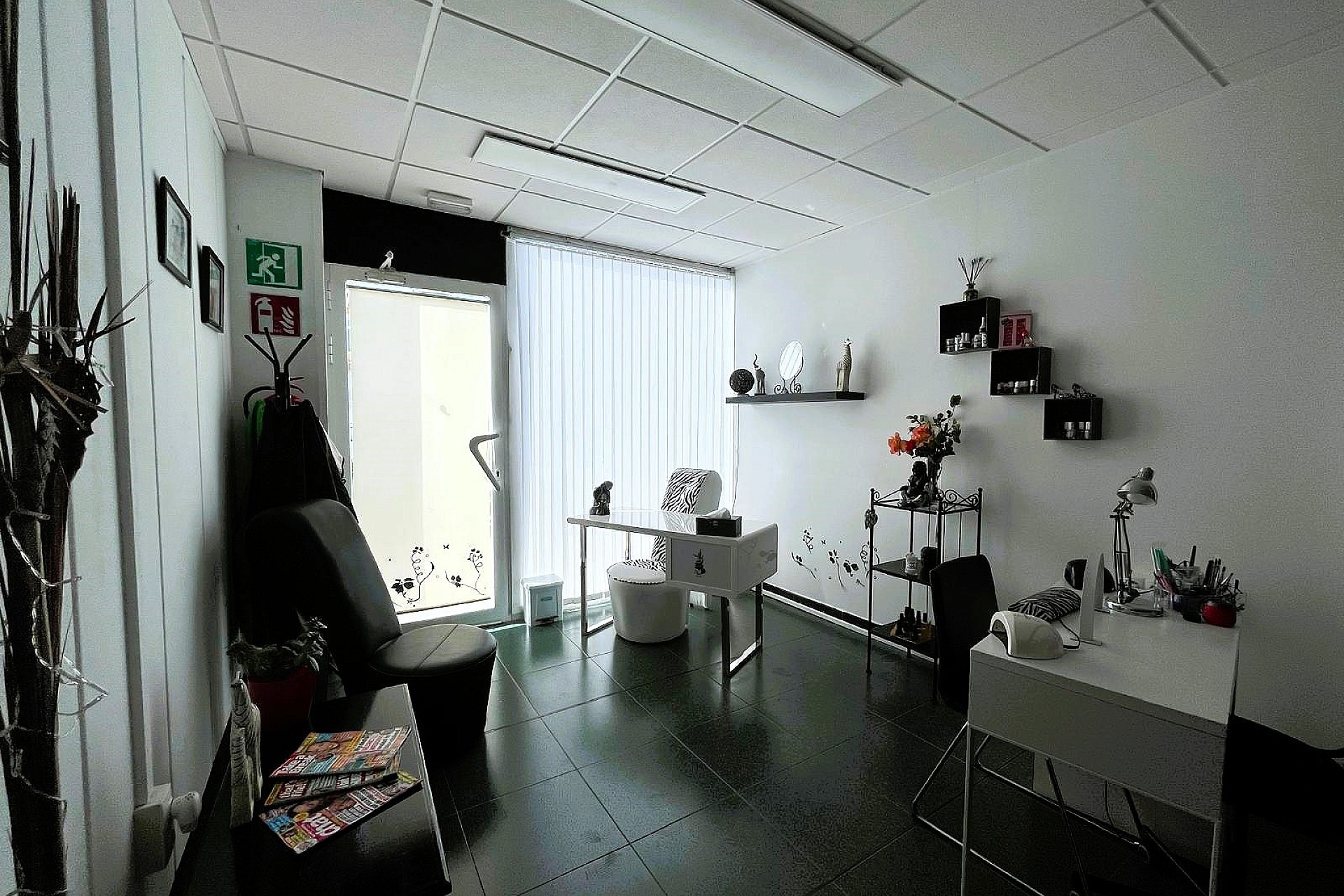 Resale - Business -
Castalla