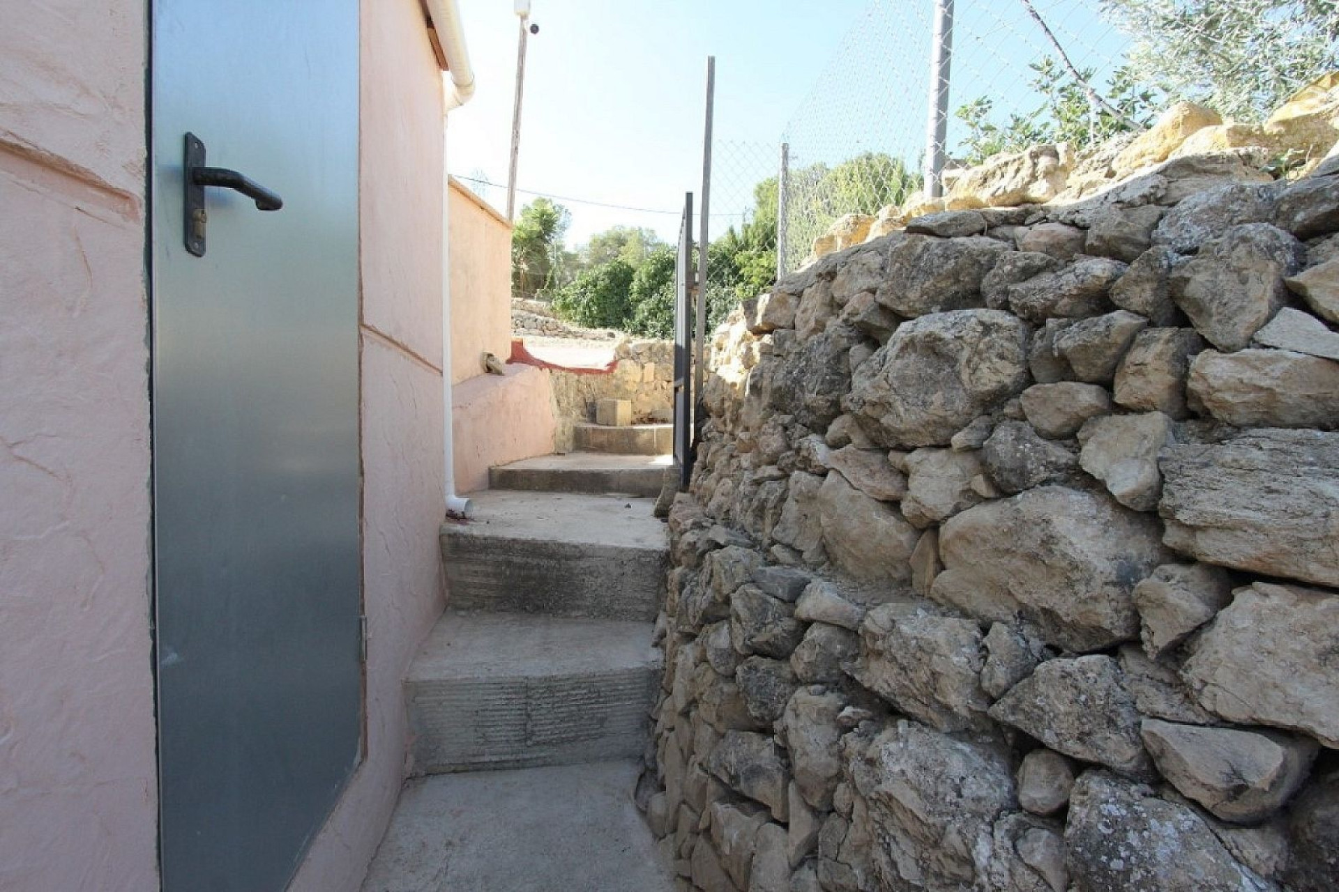 Resale - Cave house -
Monovar